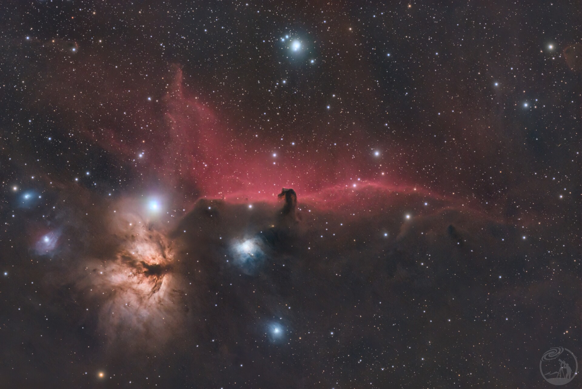 马头星云与火焰星云遥相呼应