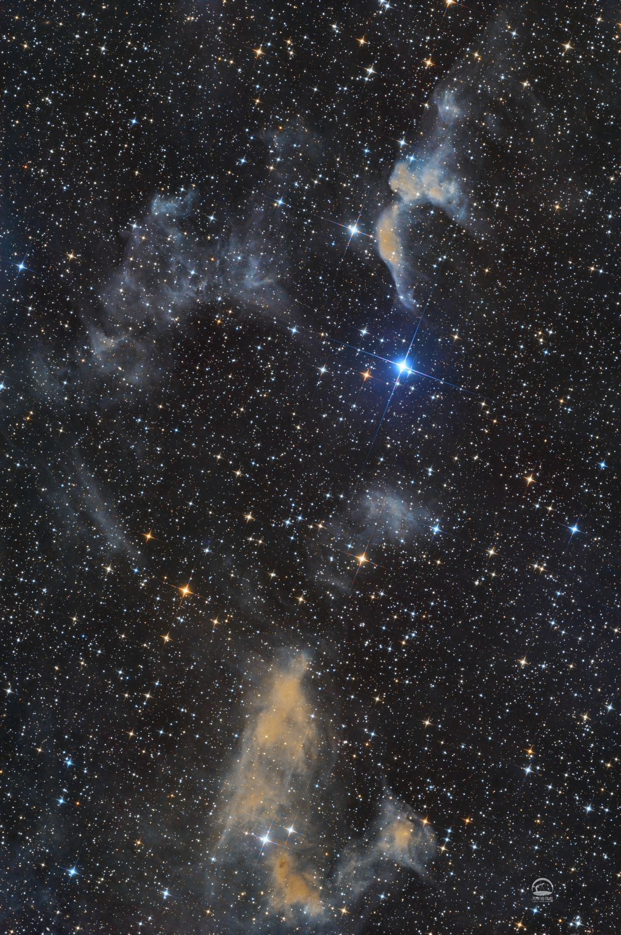 【日图】黑区暗星云 蝎虎座暗分子云