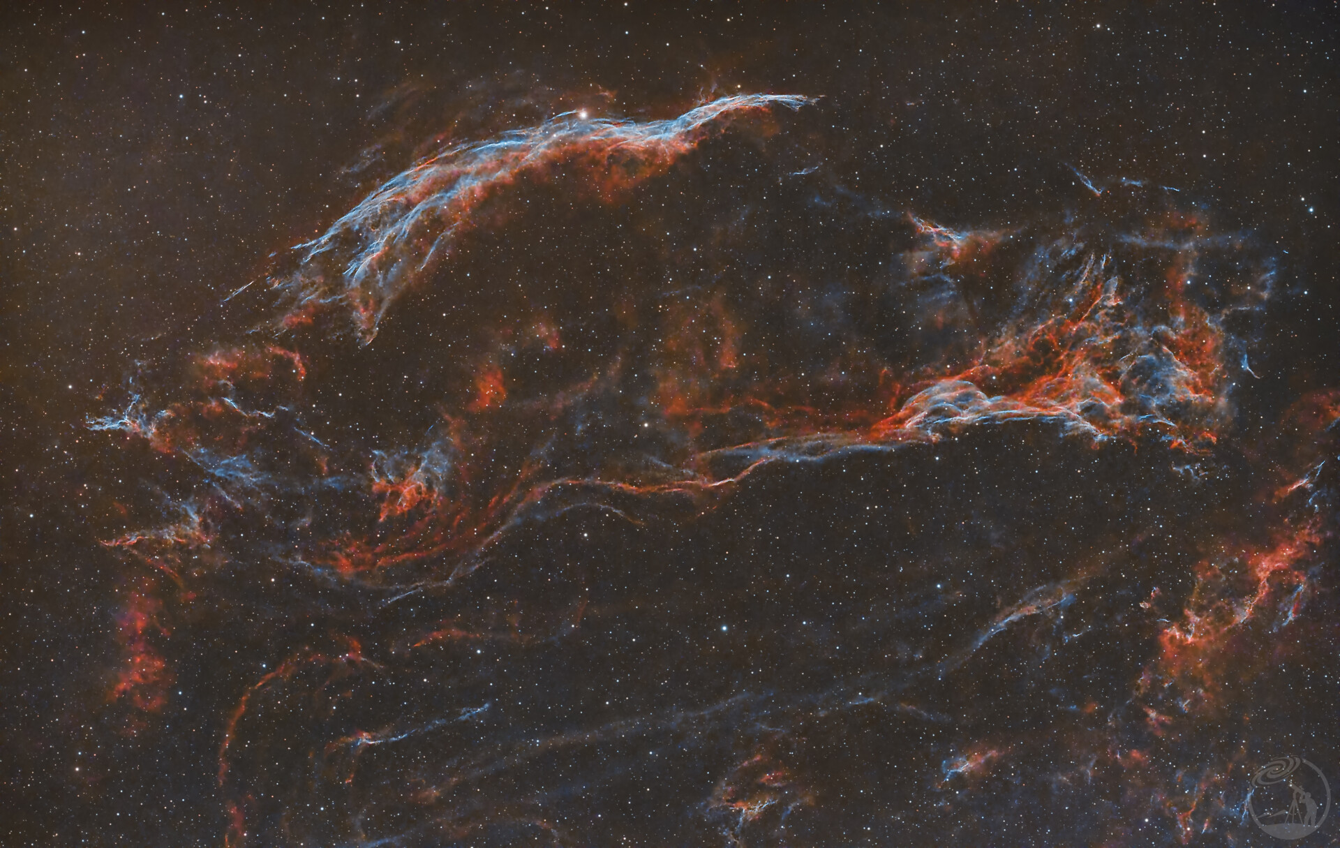 西面纱星云 NGC6960