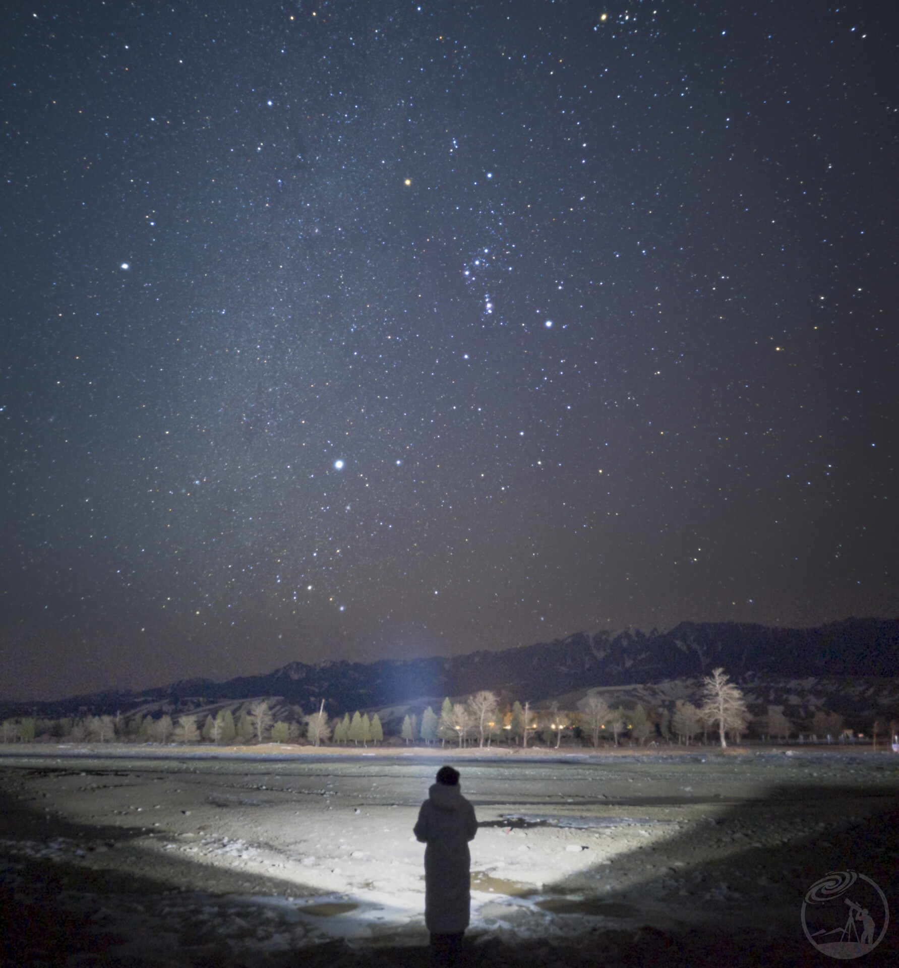 新疆伊犁那拉提冬季星空