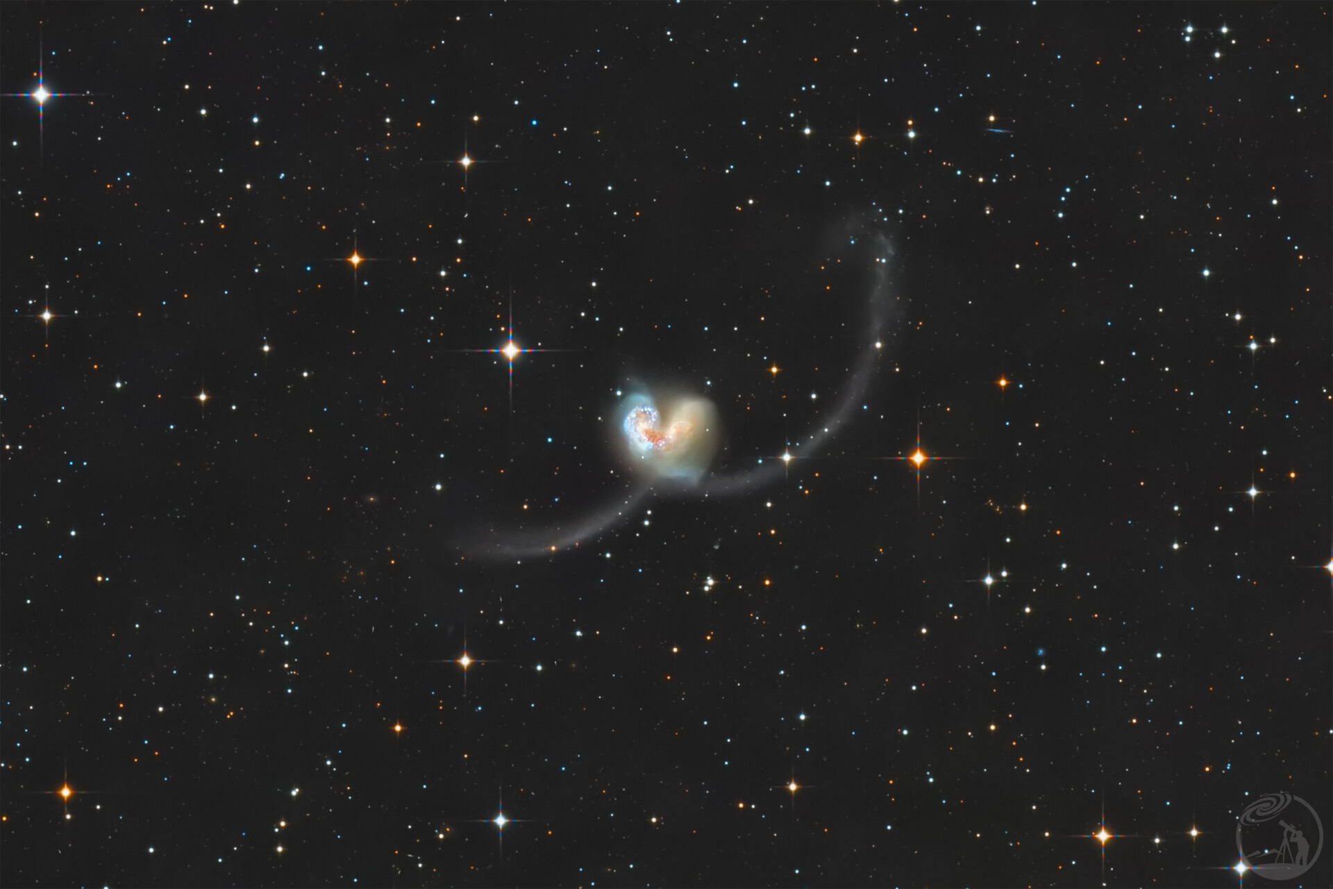 NGC4038 NGC4039 触须星系