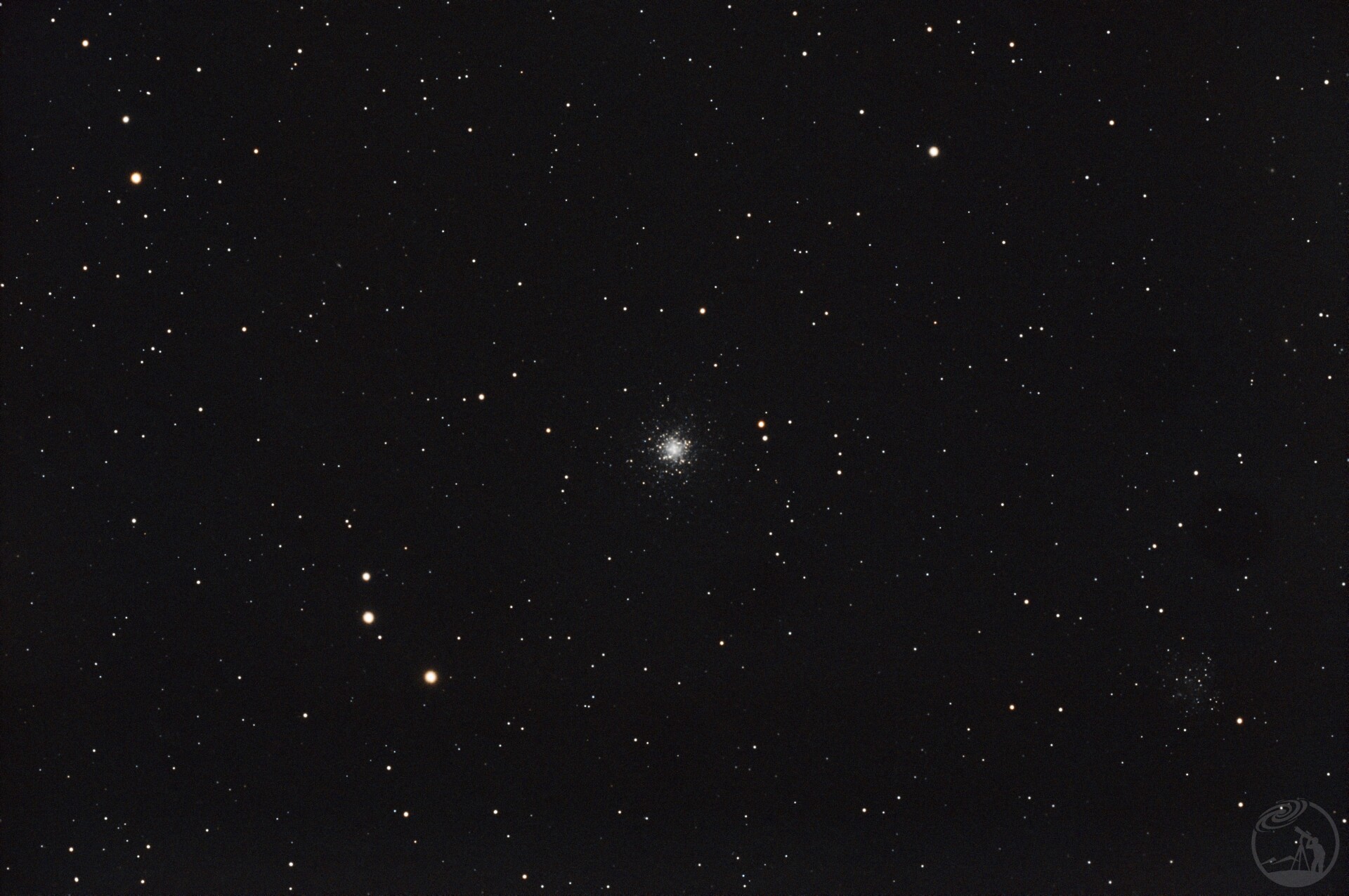 M53