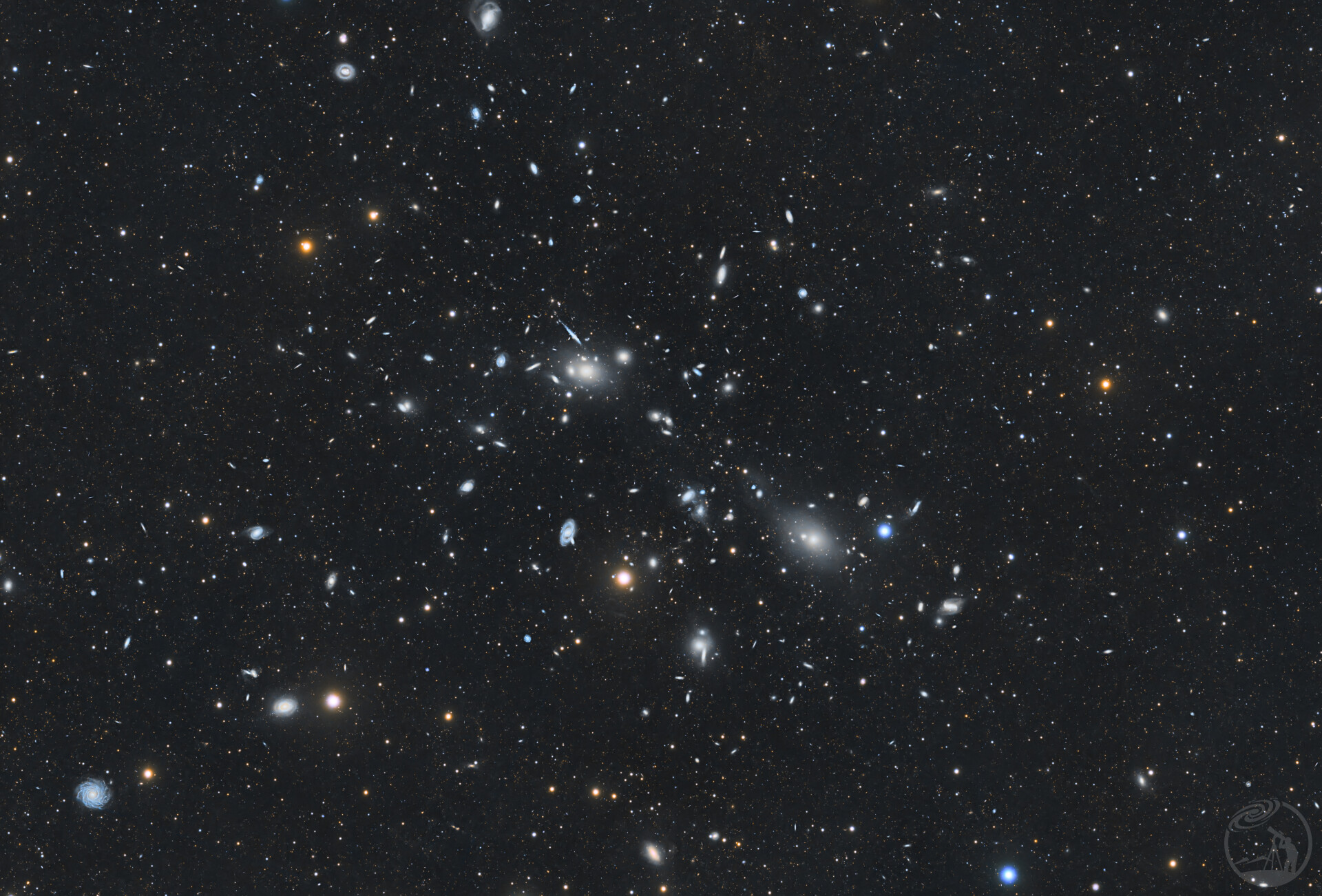 NGC3860及附近星系