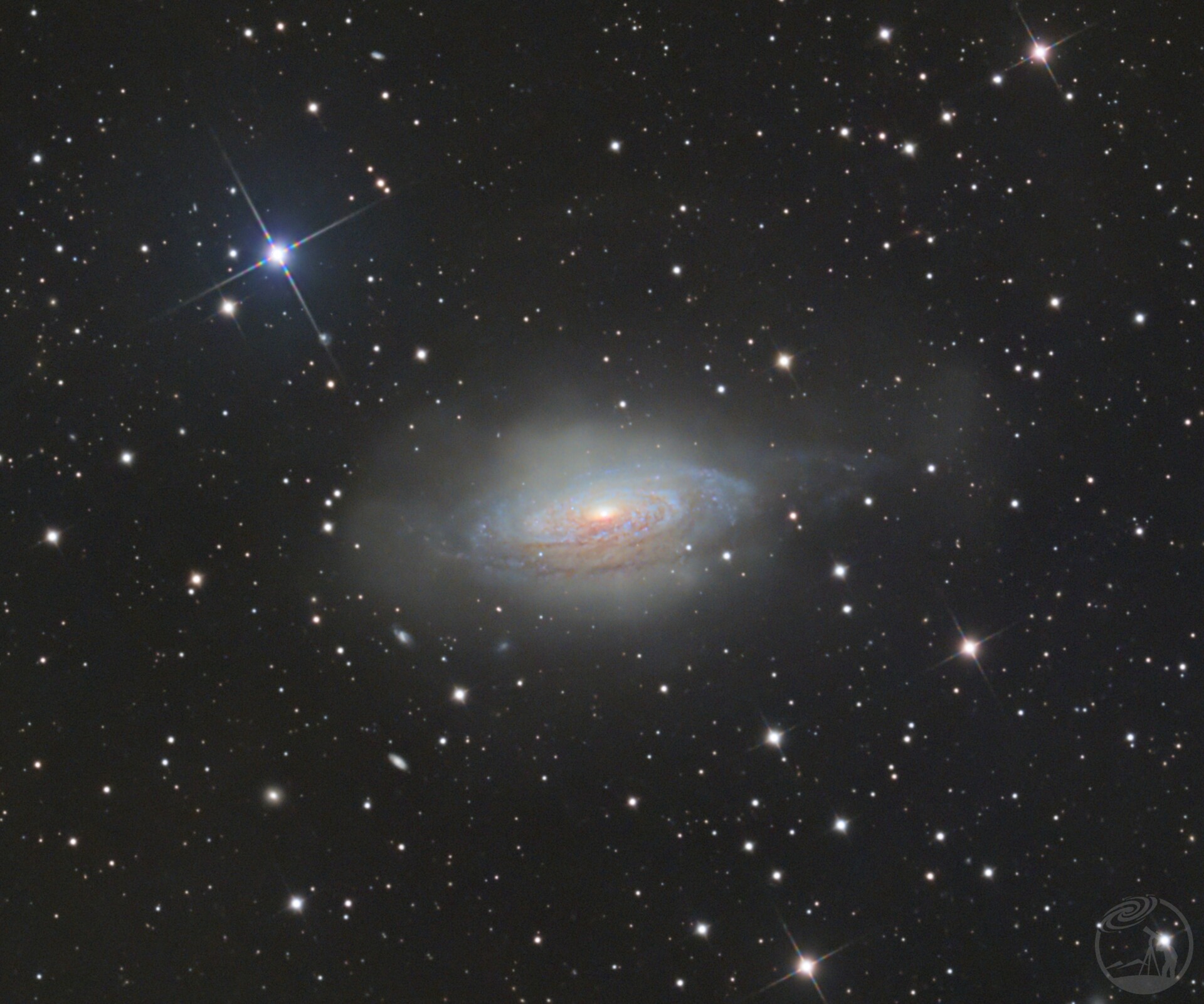 NGC3521