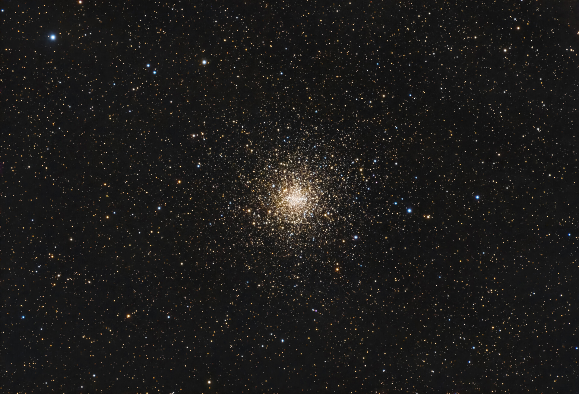 M4 球状星团