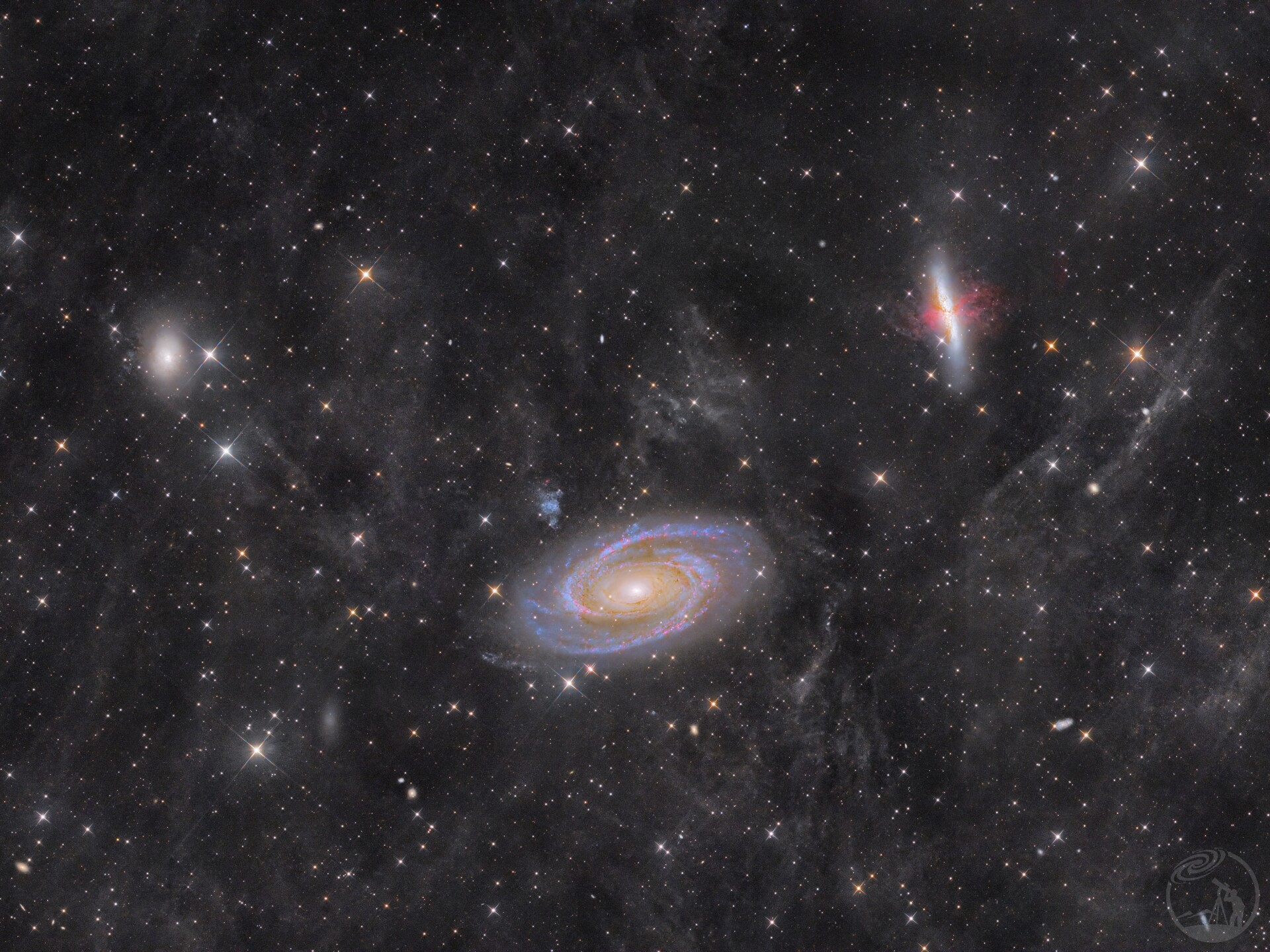 M81、M82及附近暗云