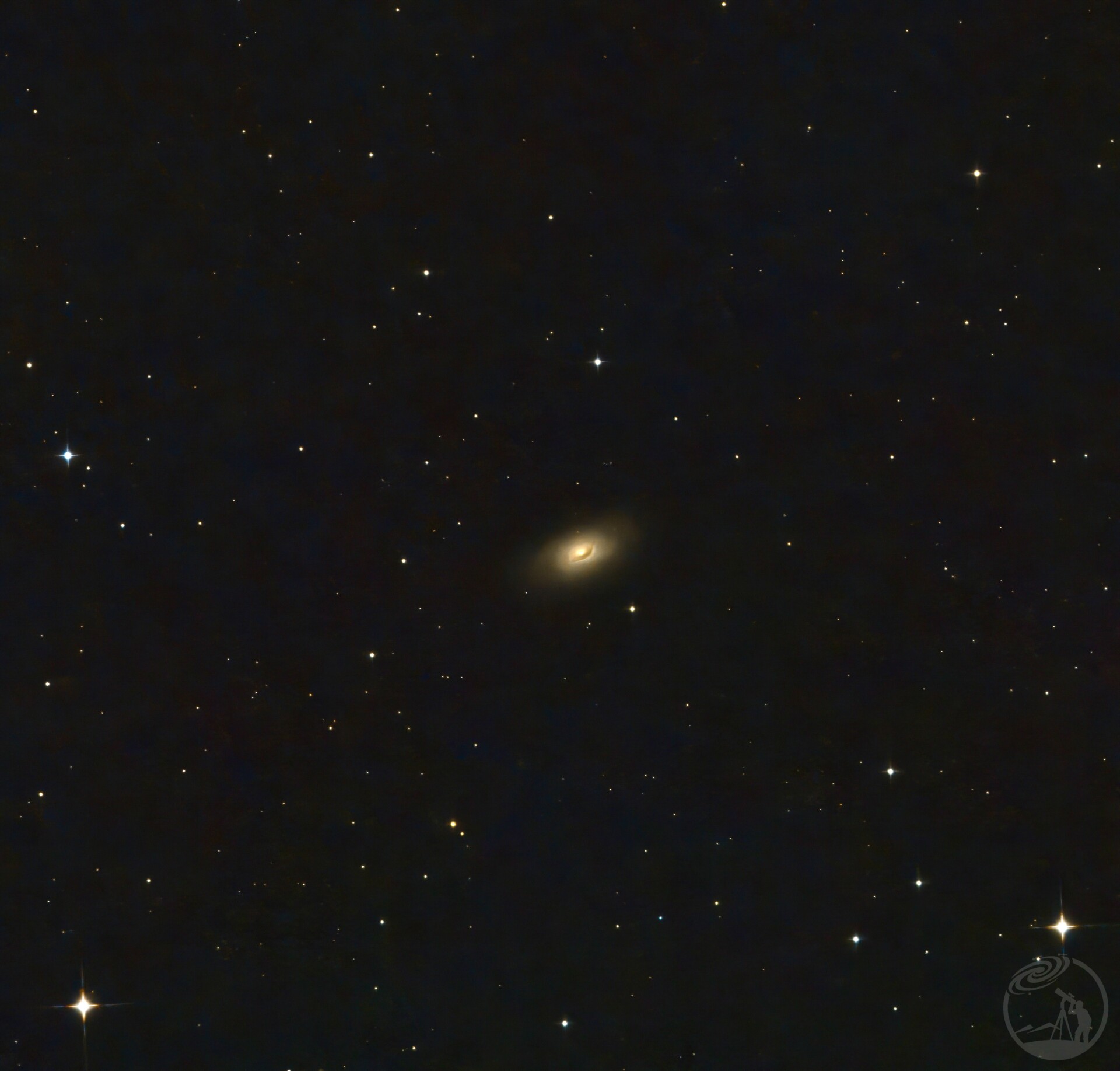 M64黑眼星系