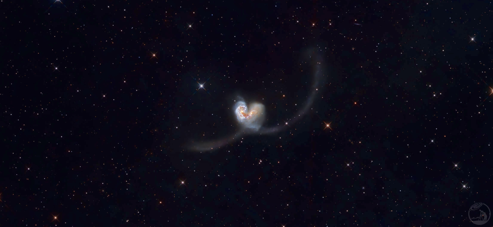 NGC4038&NGC4039触须星系~比心星云
