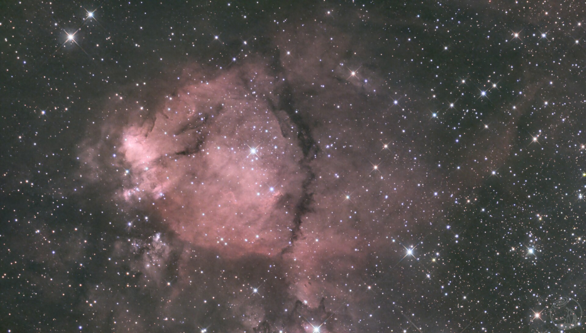 IC1795魚頭星雲