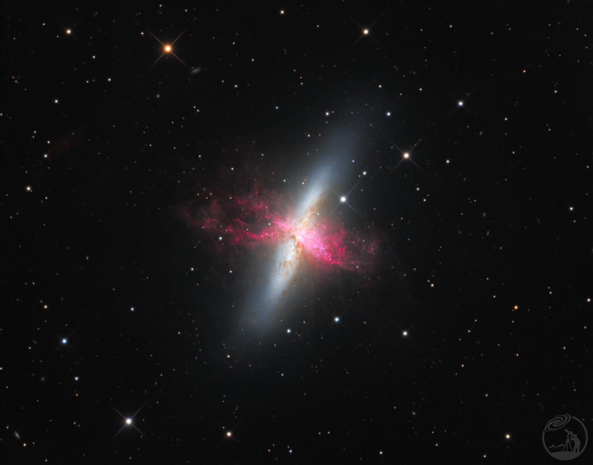 M82
