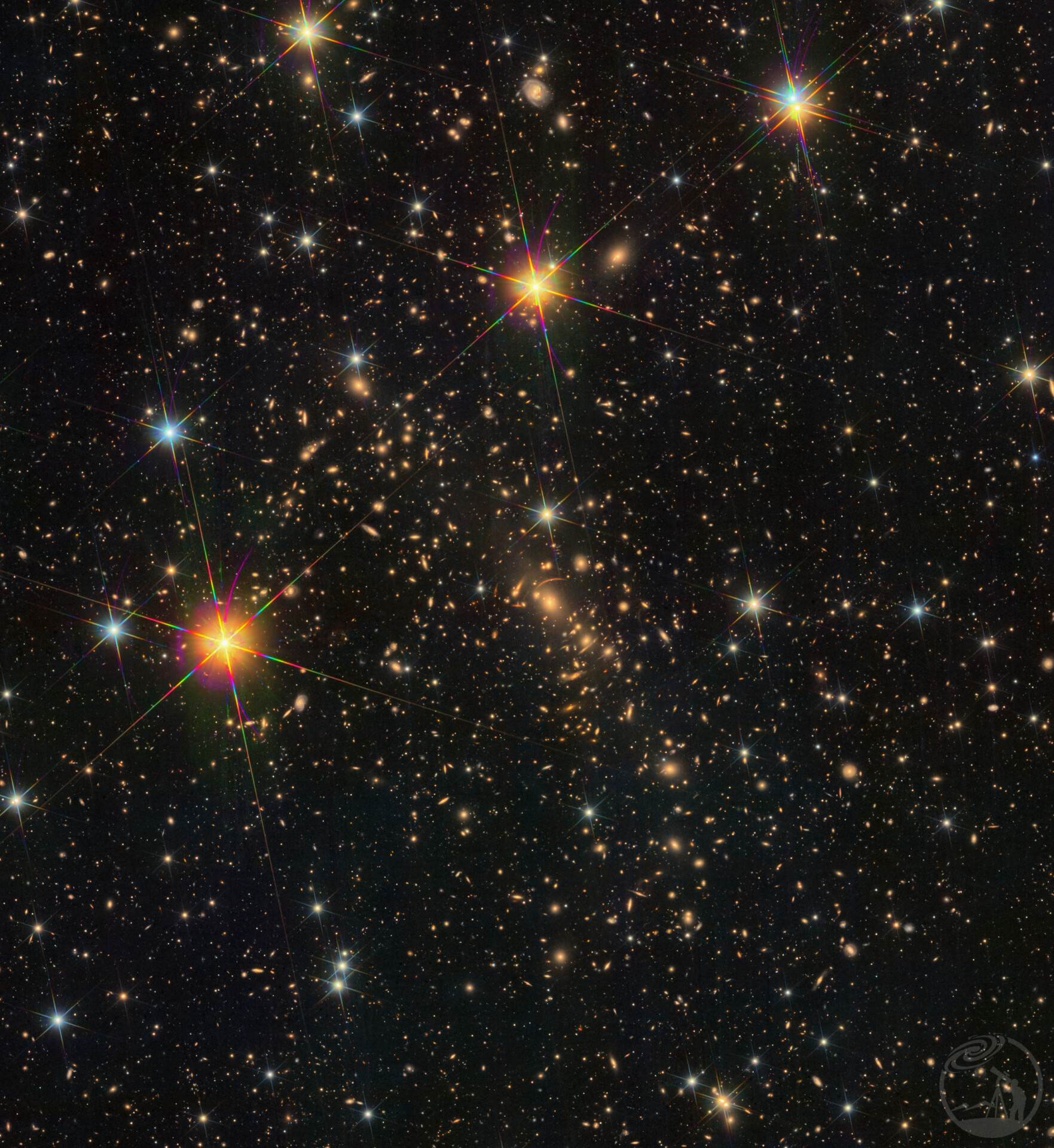 星芒掩映中的星系团——Abell2390以及其中的引力透镜和星系团内光