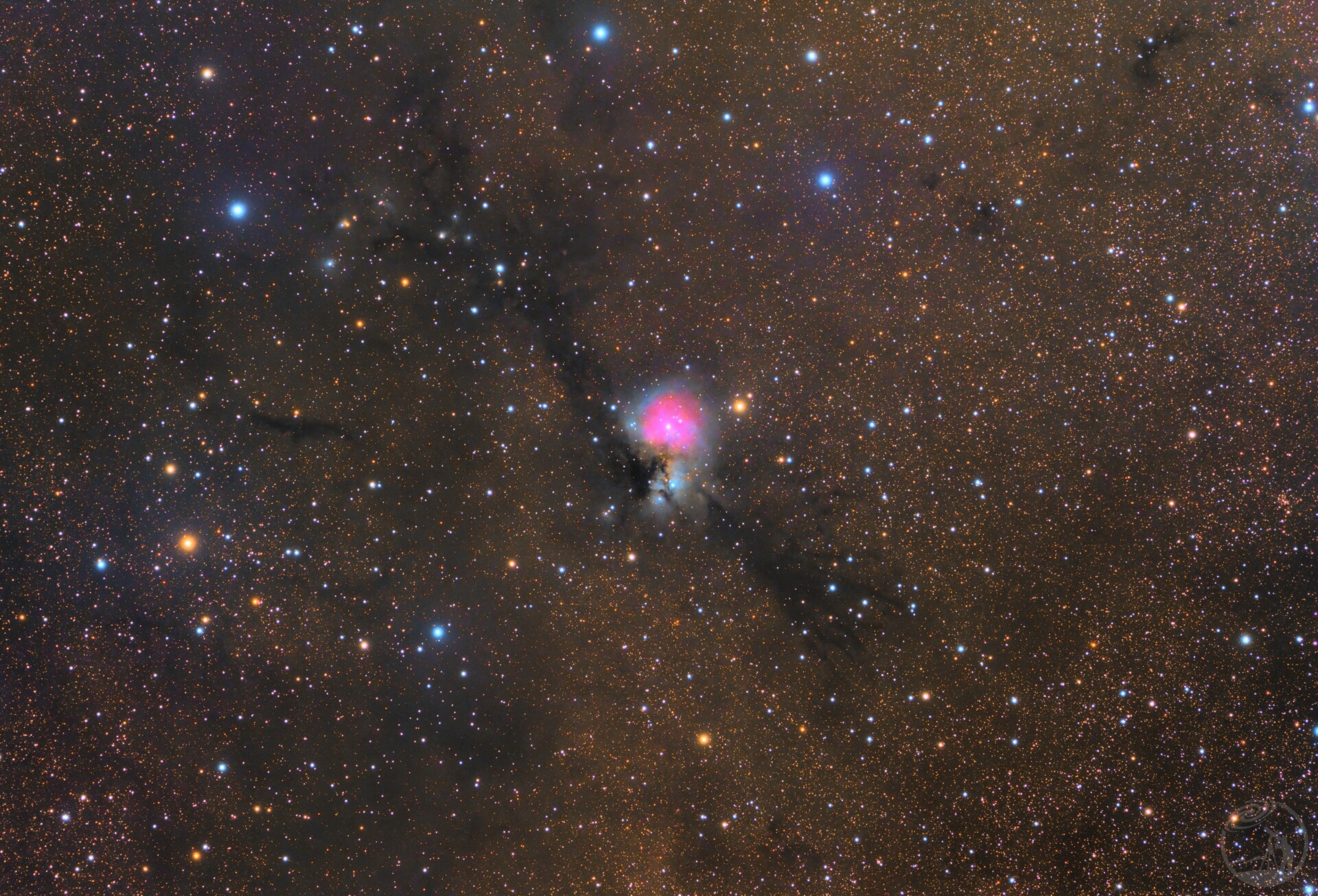 sh2-82小茧星云