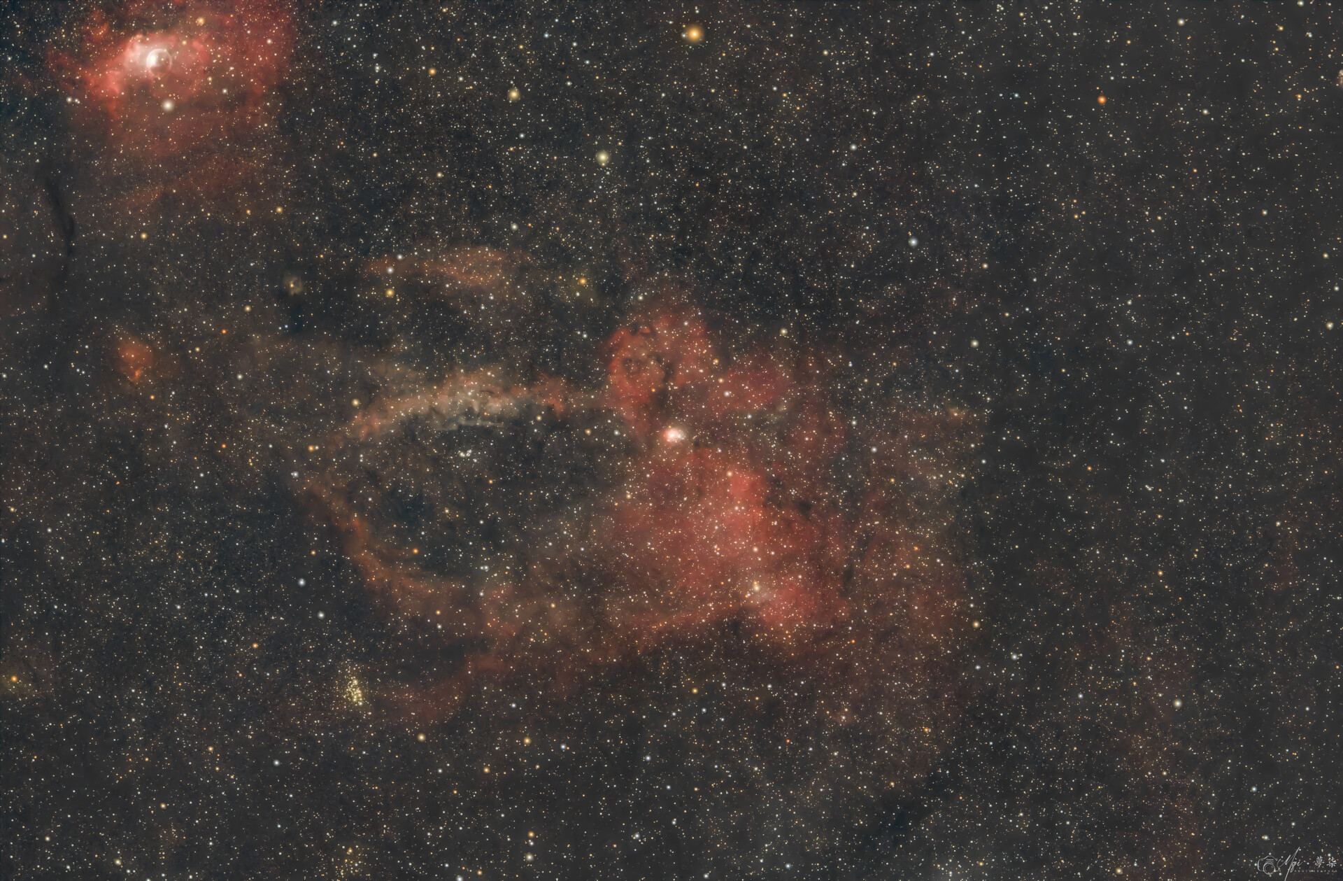 龙虾钳星云（Sh2-157）+气泡星云（‌NGC7635）