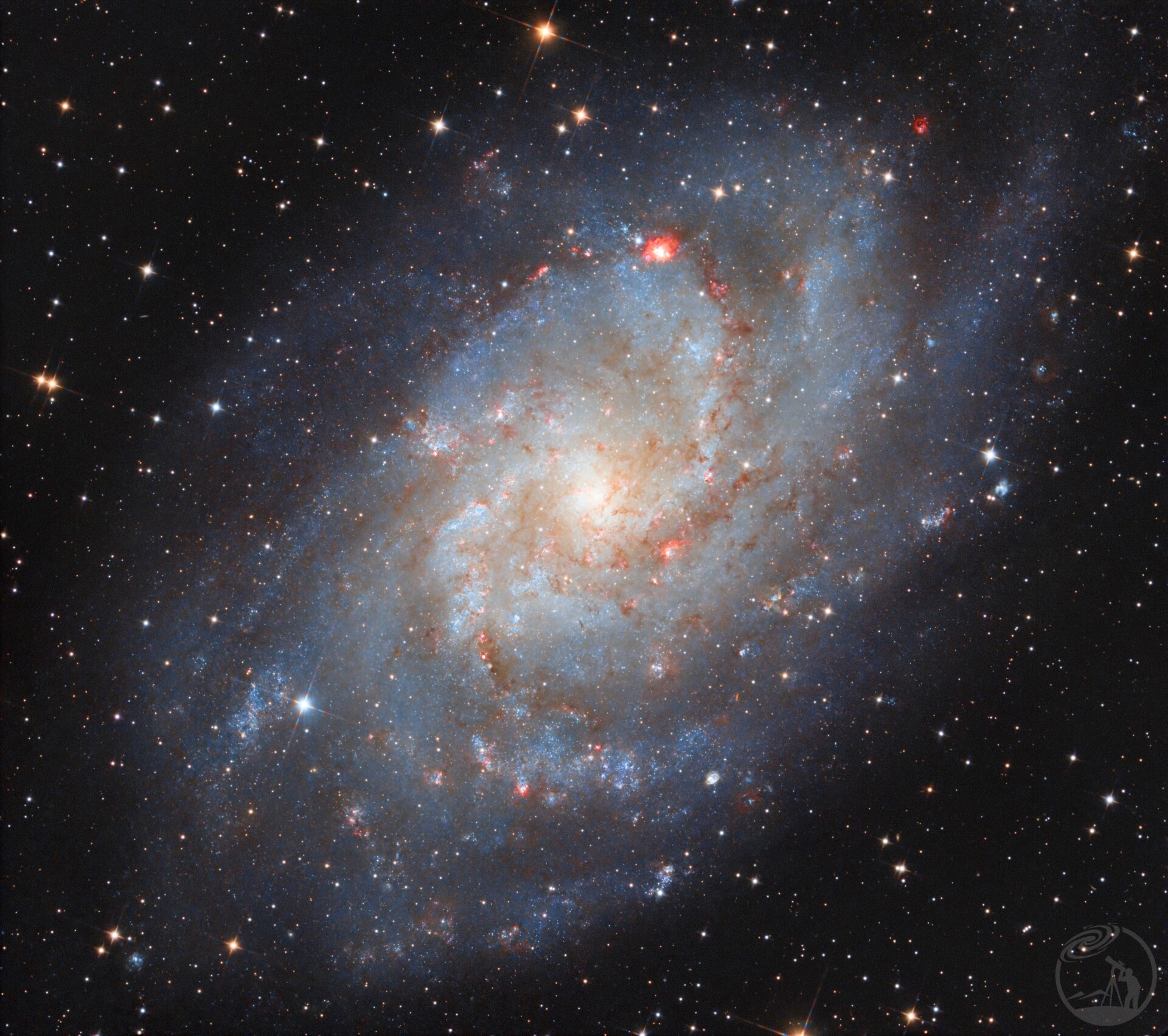 m33三角座星系
