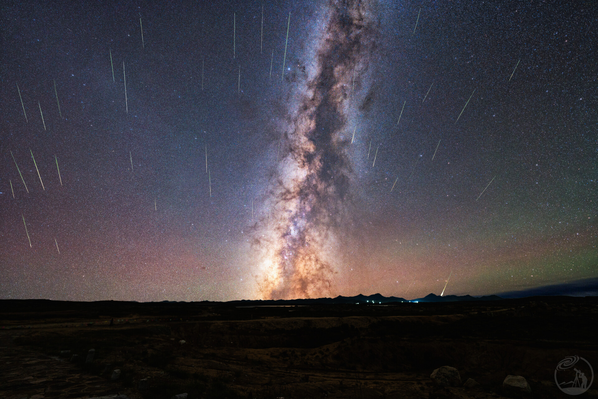 海子山保护区英仙座流星雨