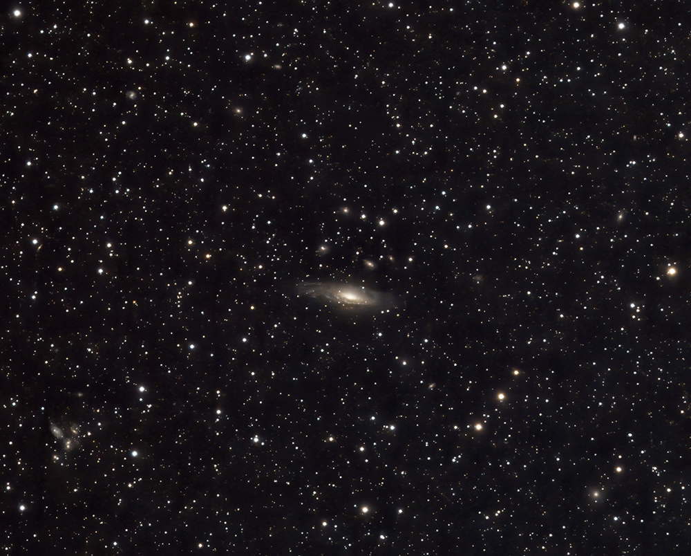NGC7331鹿舔星系群