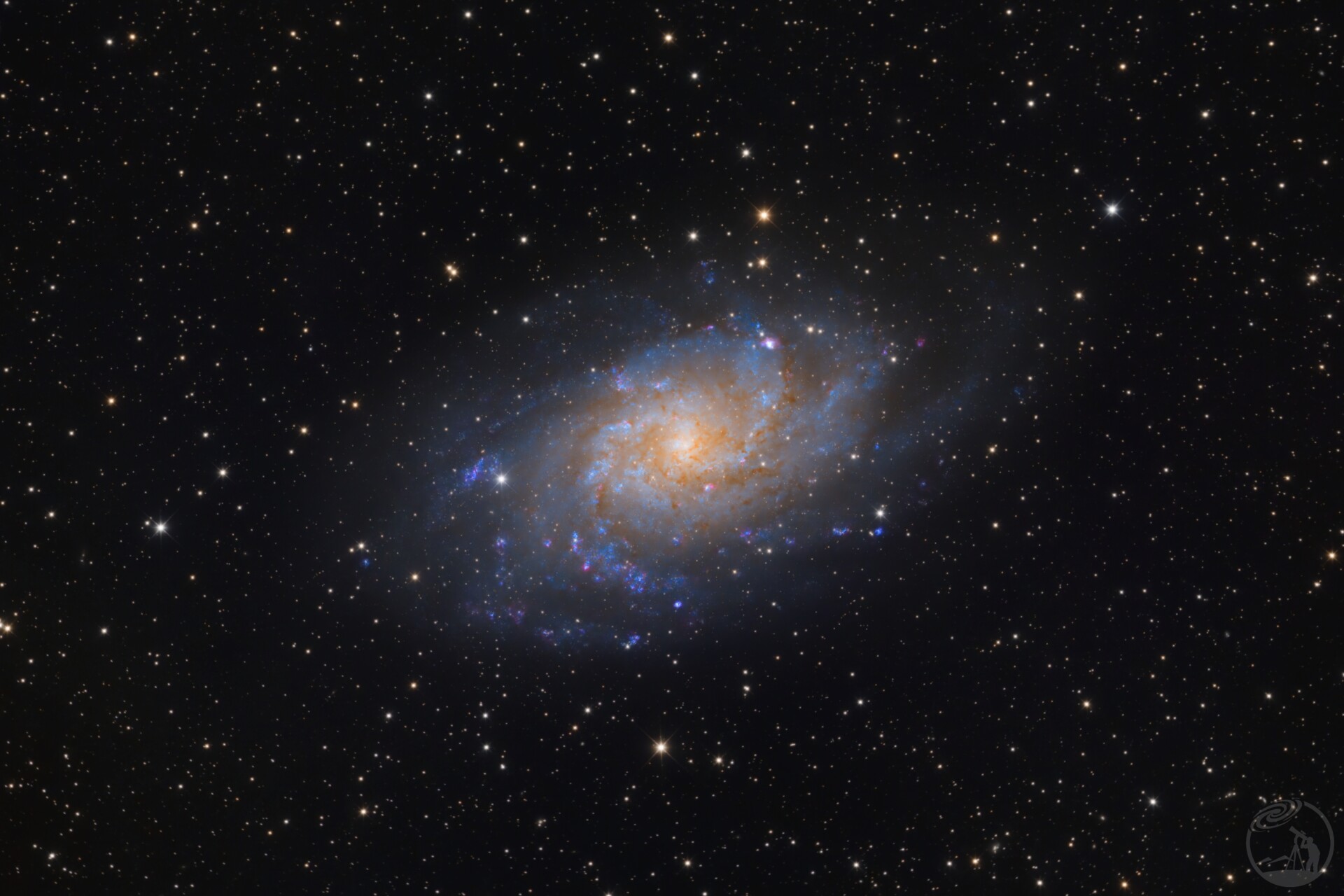 m33