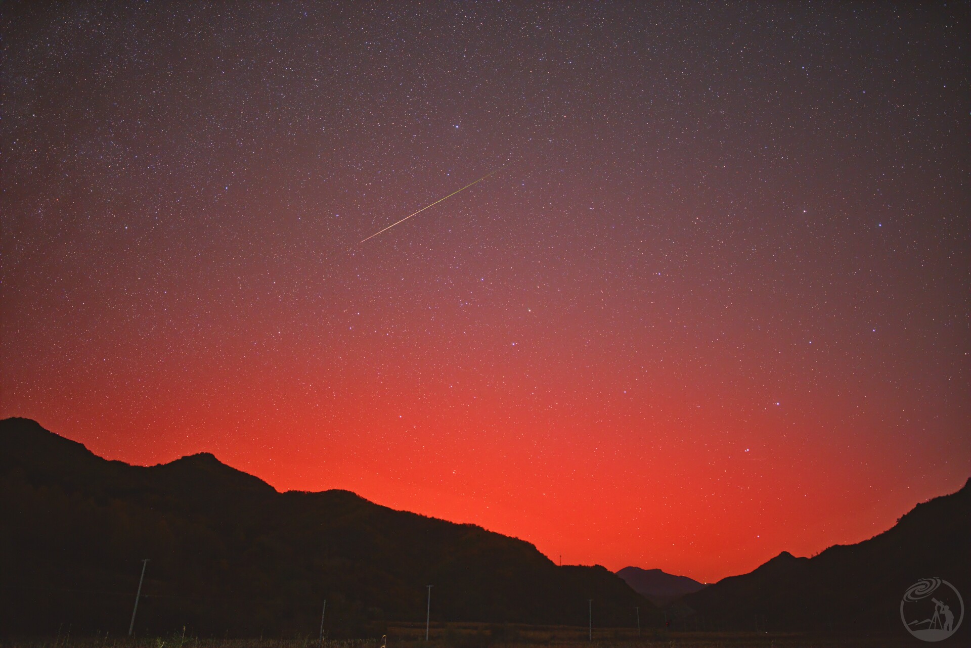 11号凌晨的极光和流星