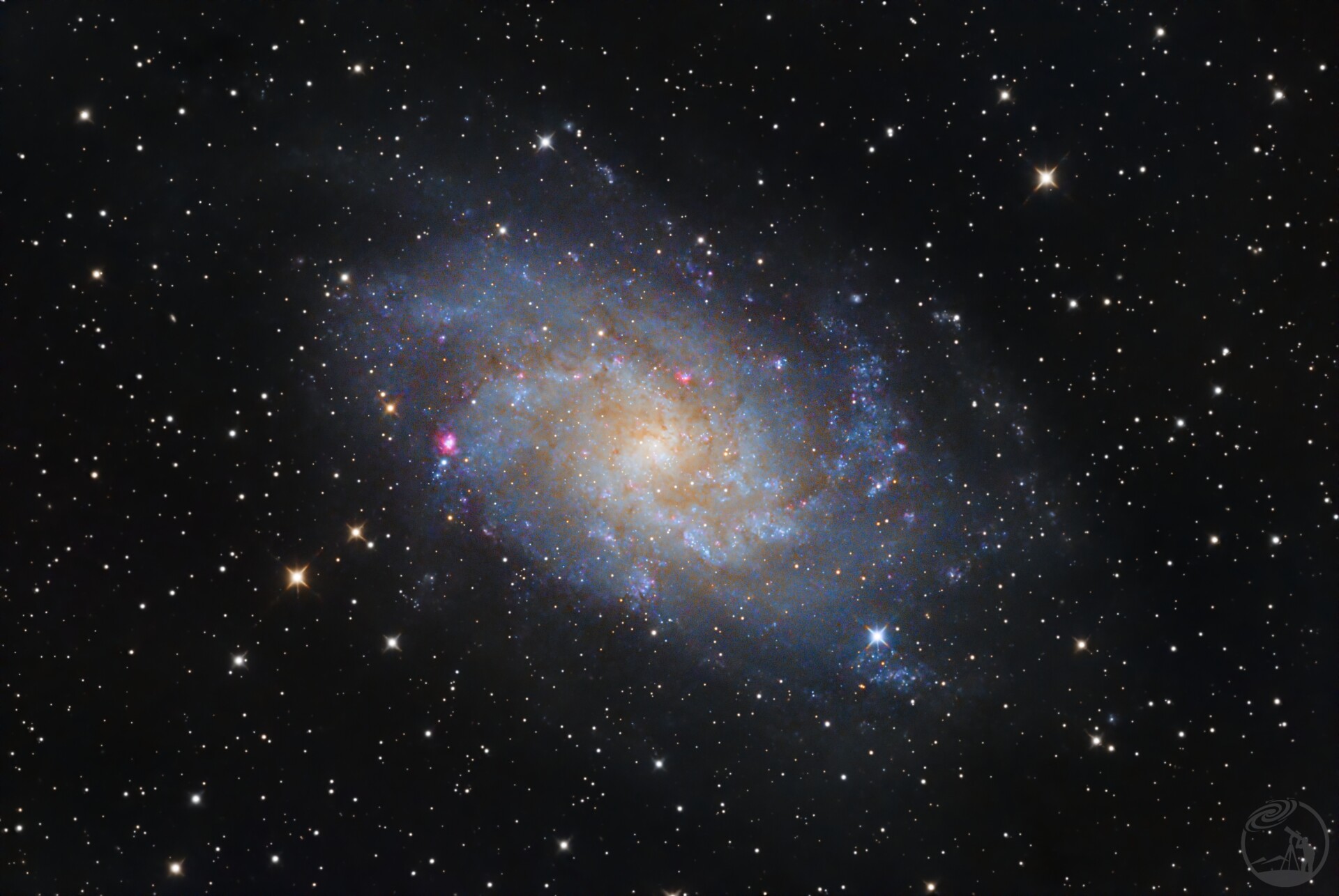 m33三角座星系v2