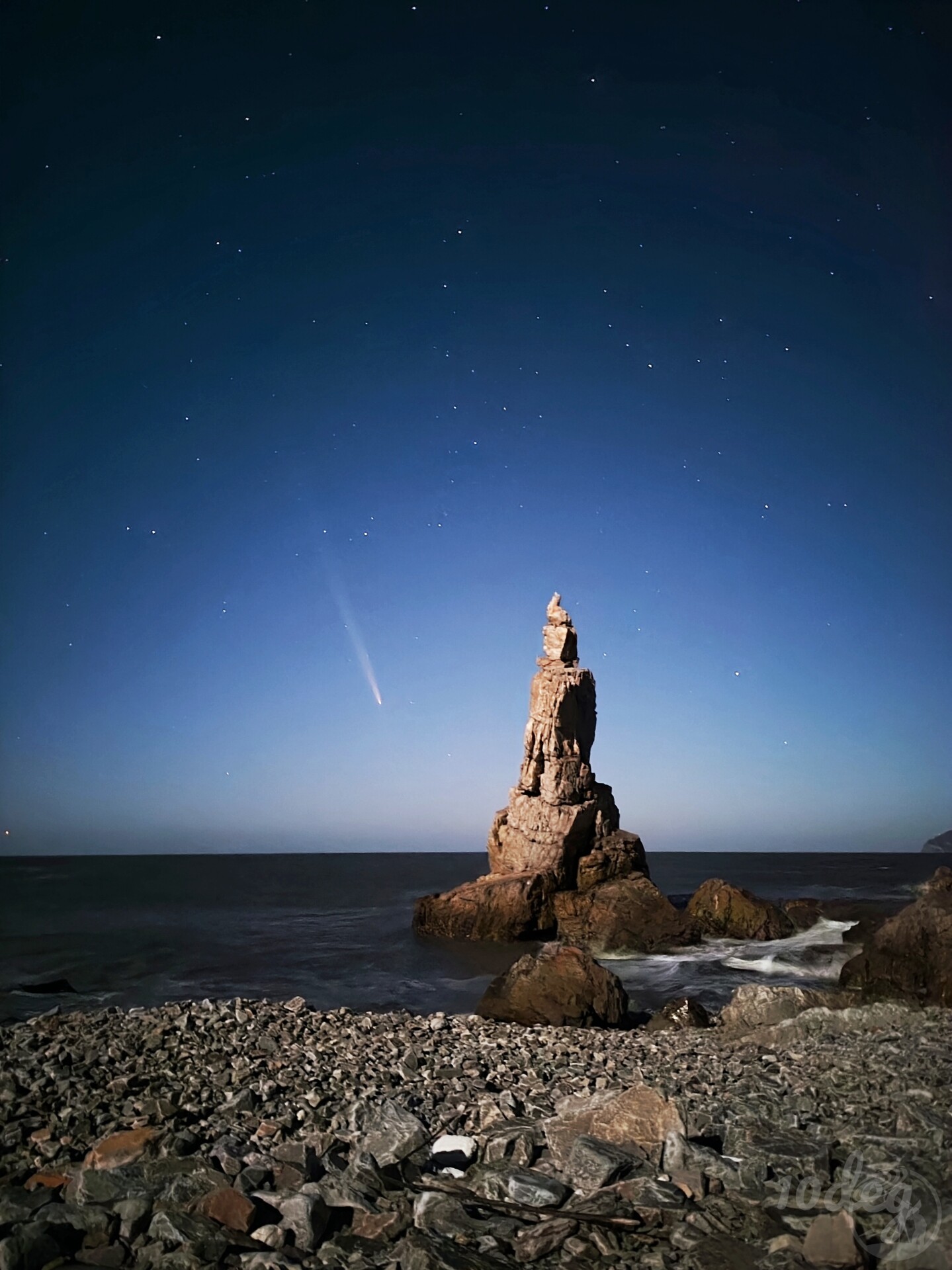 海边的A3彗星