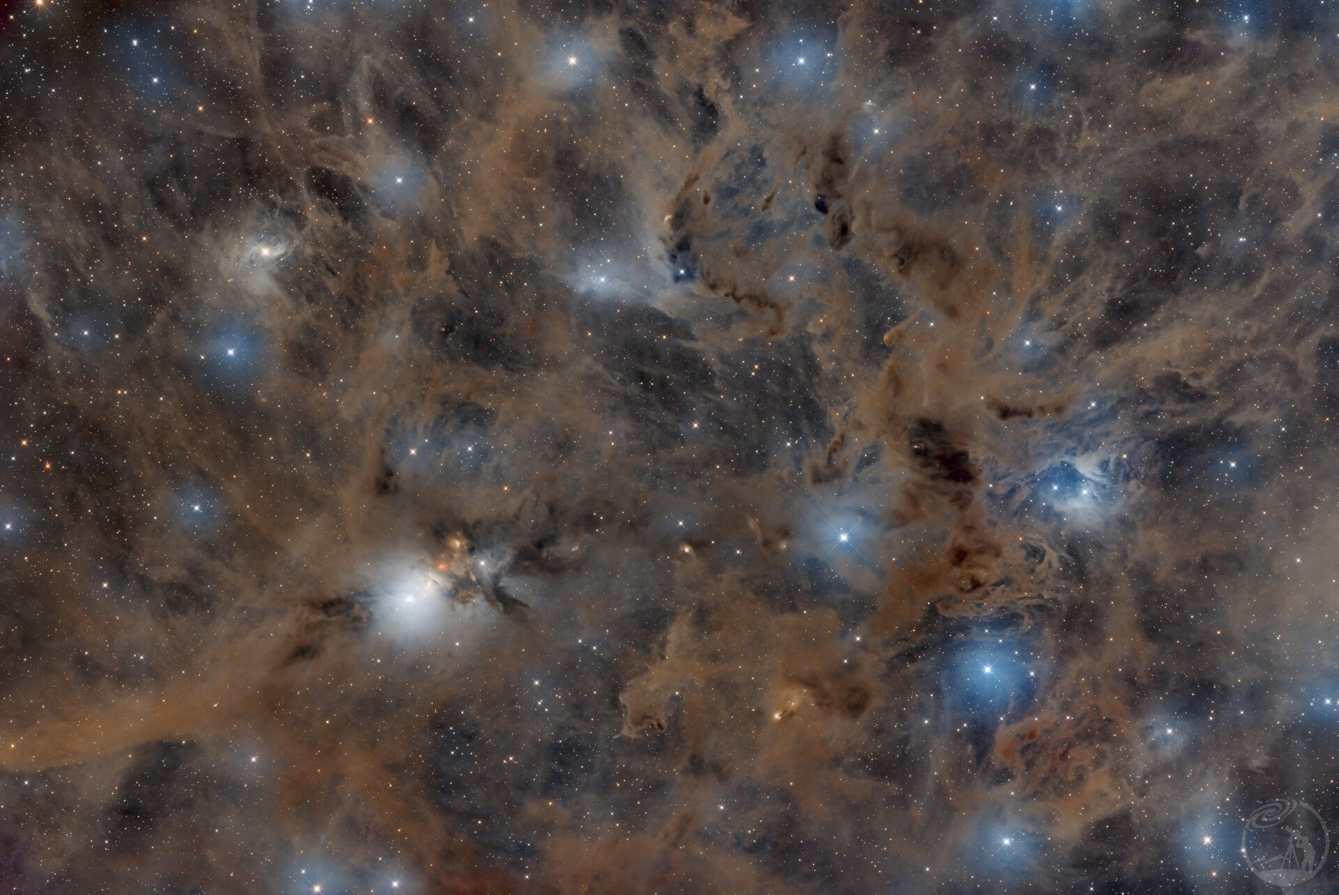 ngc1333及周边暗云