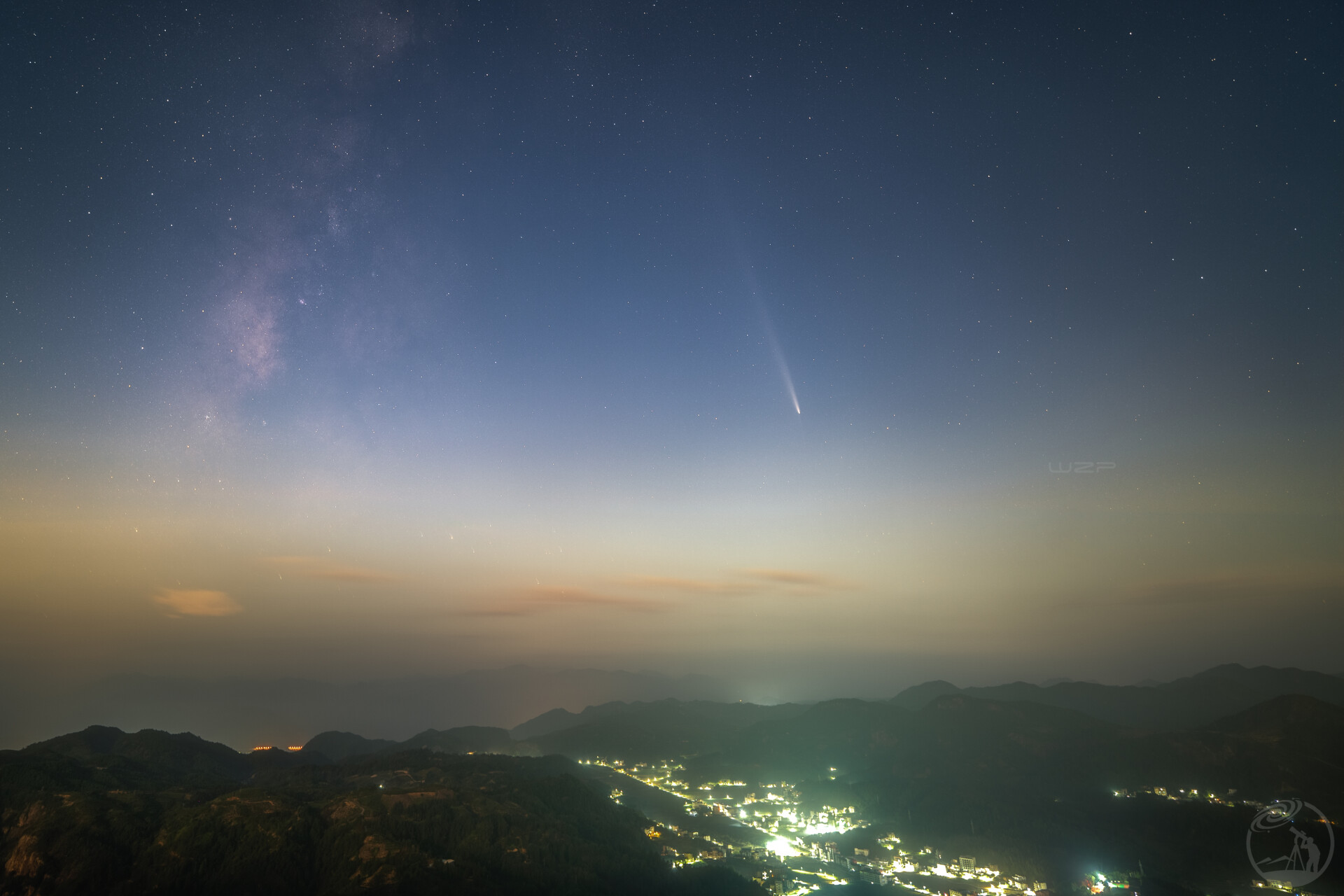 银河彗星，但是满月