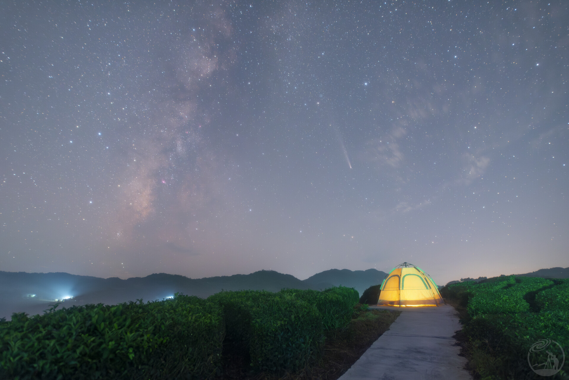 10月下旬紫金山-阿特拉斯彗星（C/2023 A3）逐渐靠近银河