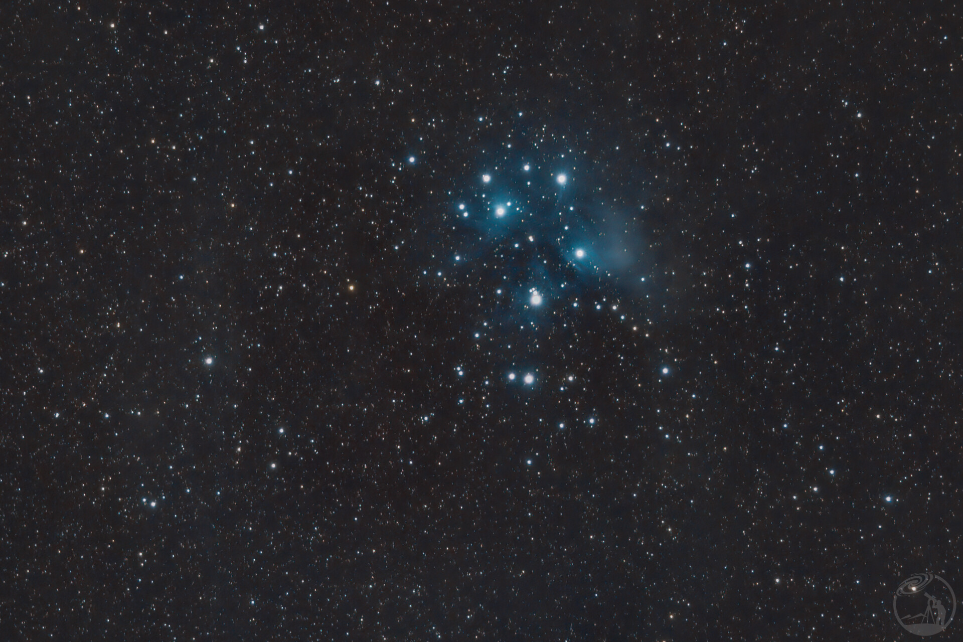 M45 昴星团