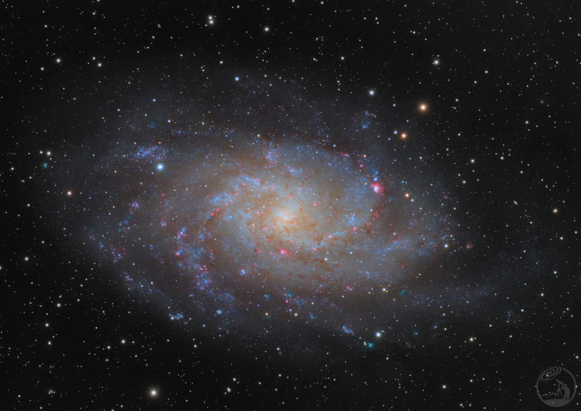 m33三角座星系 六通道