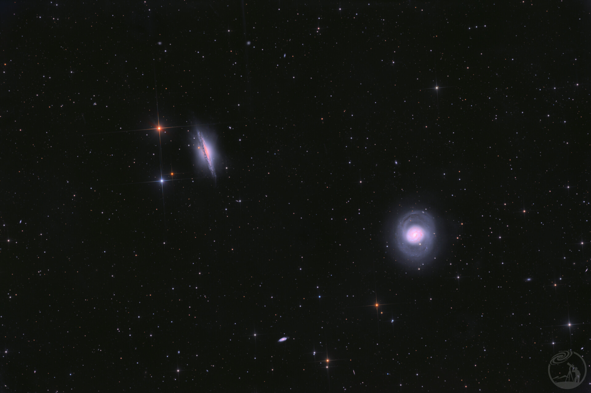 M77与NGC1055