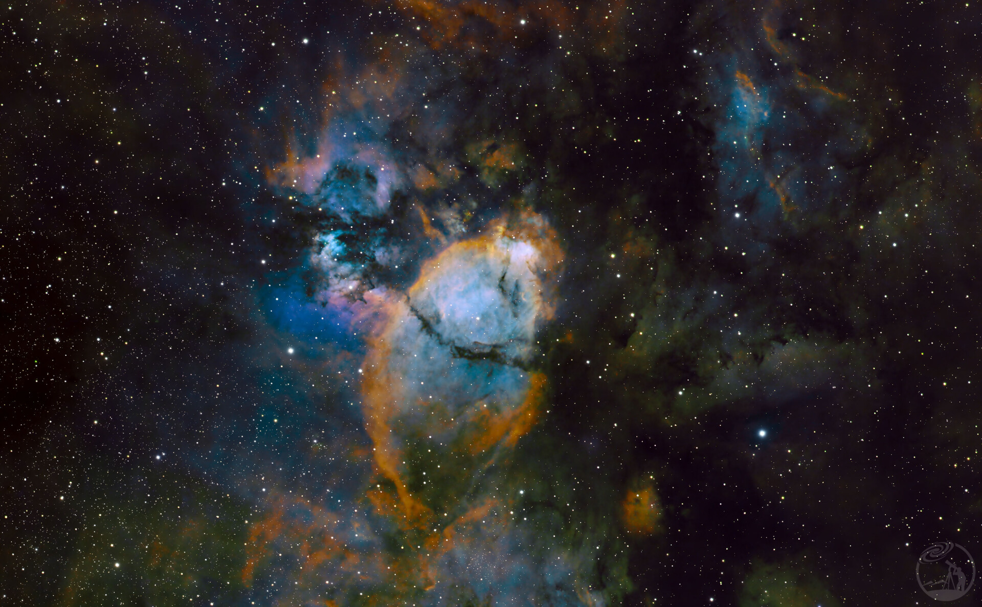 鱼头星云(IC 1795)