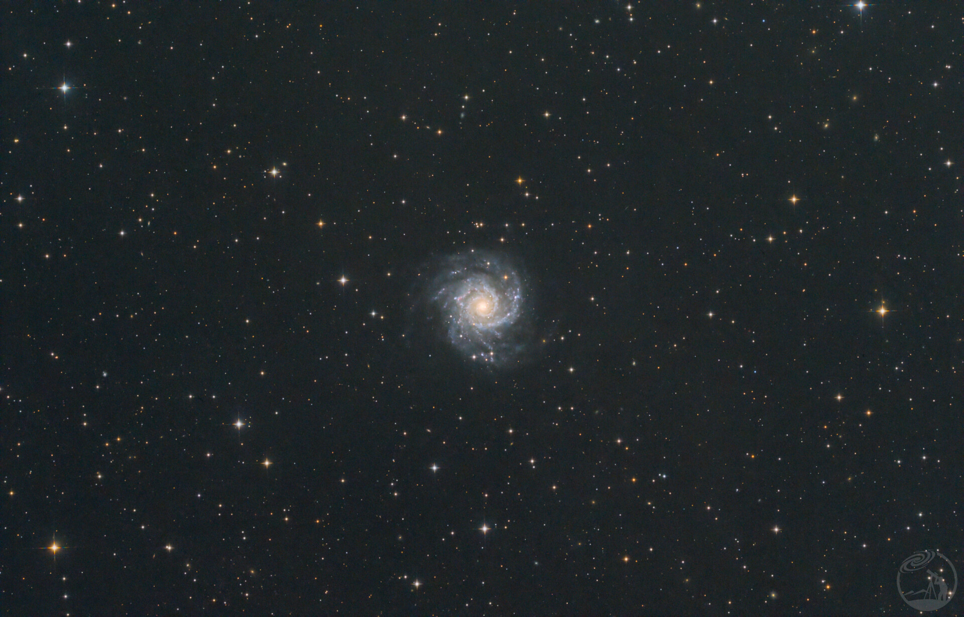 M74螺旋星系