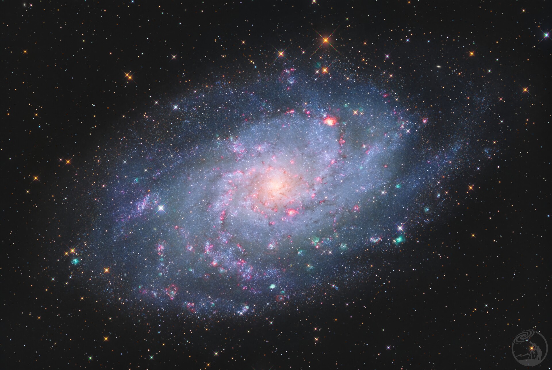 m33