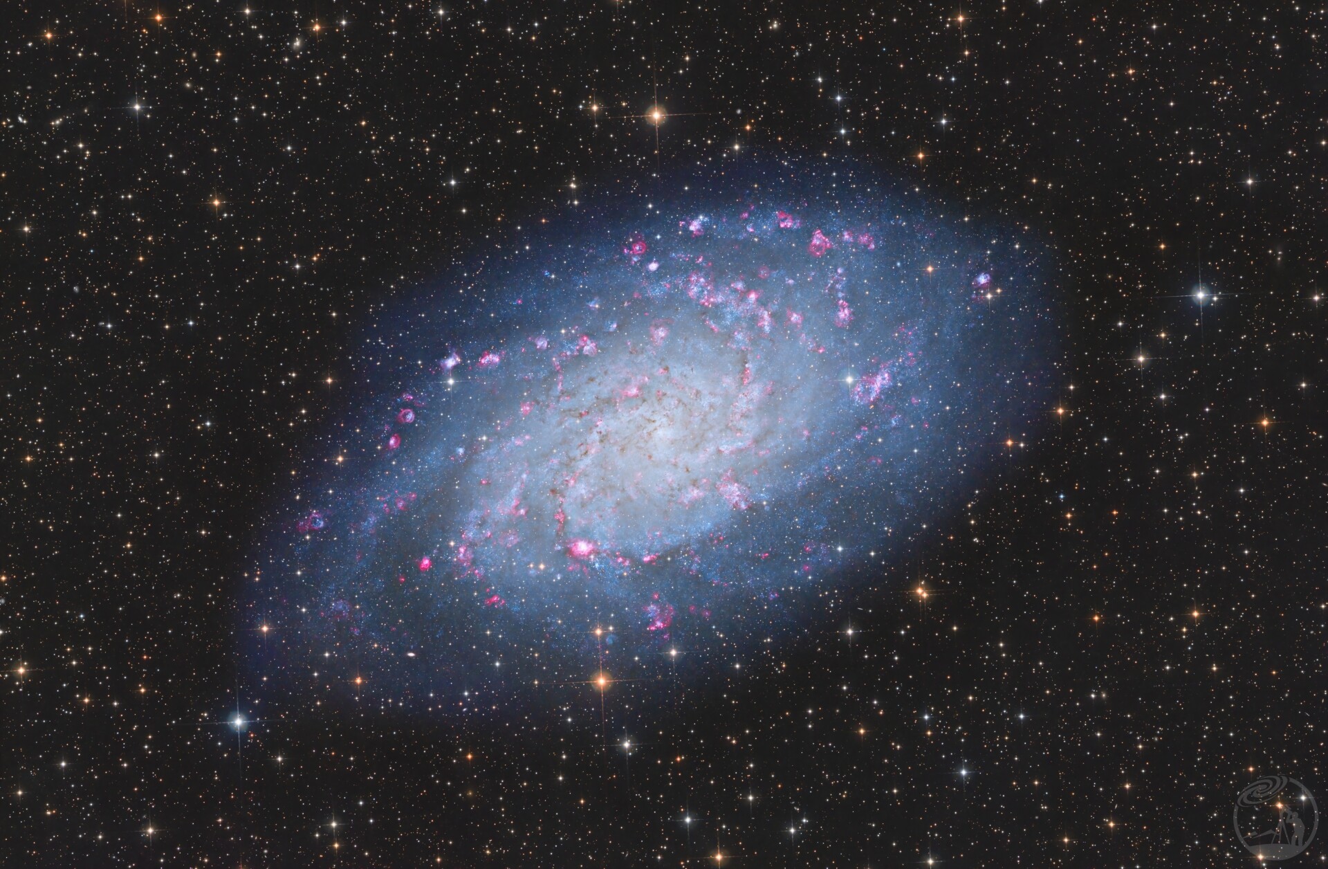 M33