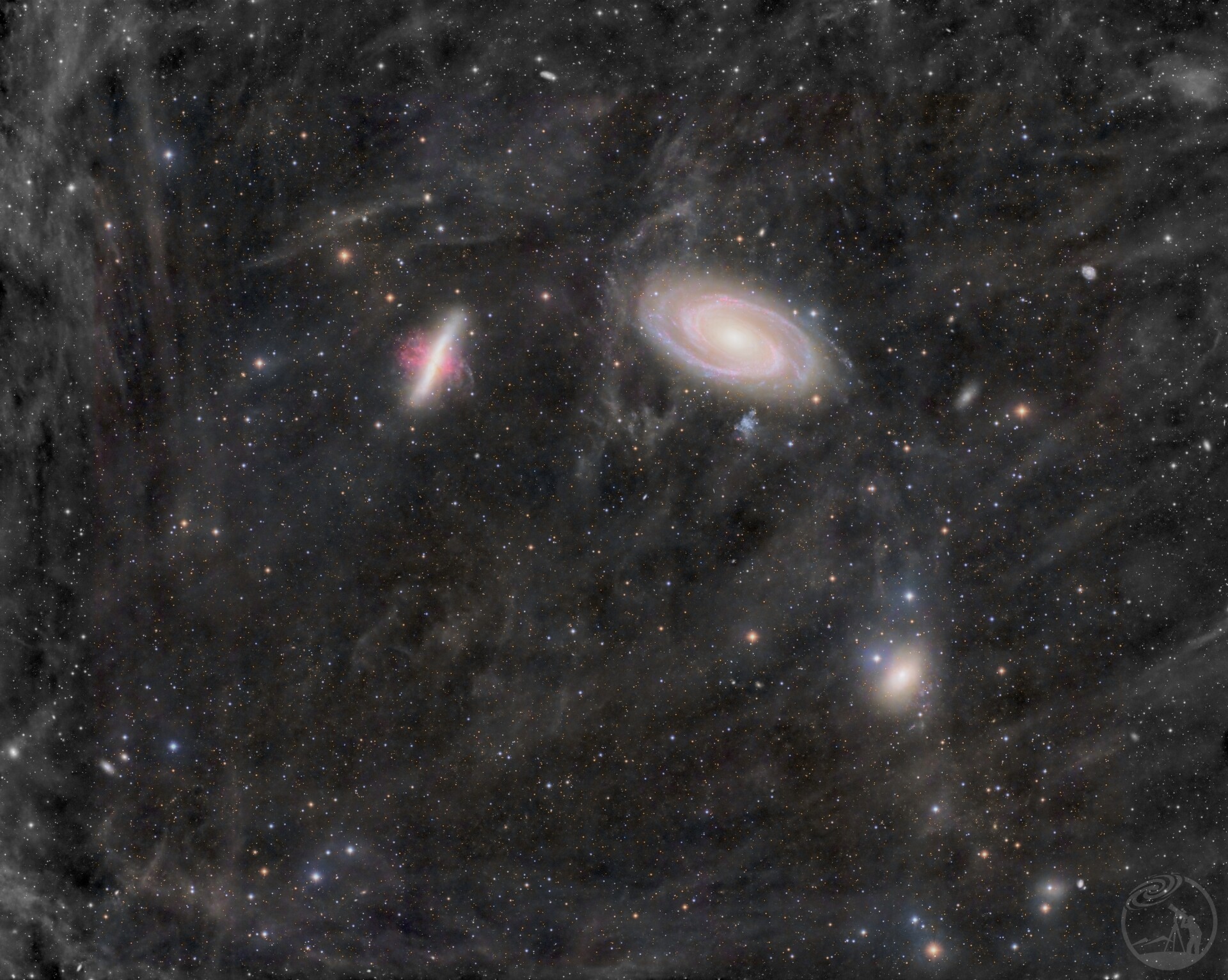 星海拾珍-M81,M82,NGC3077与不知名小车轮星系