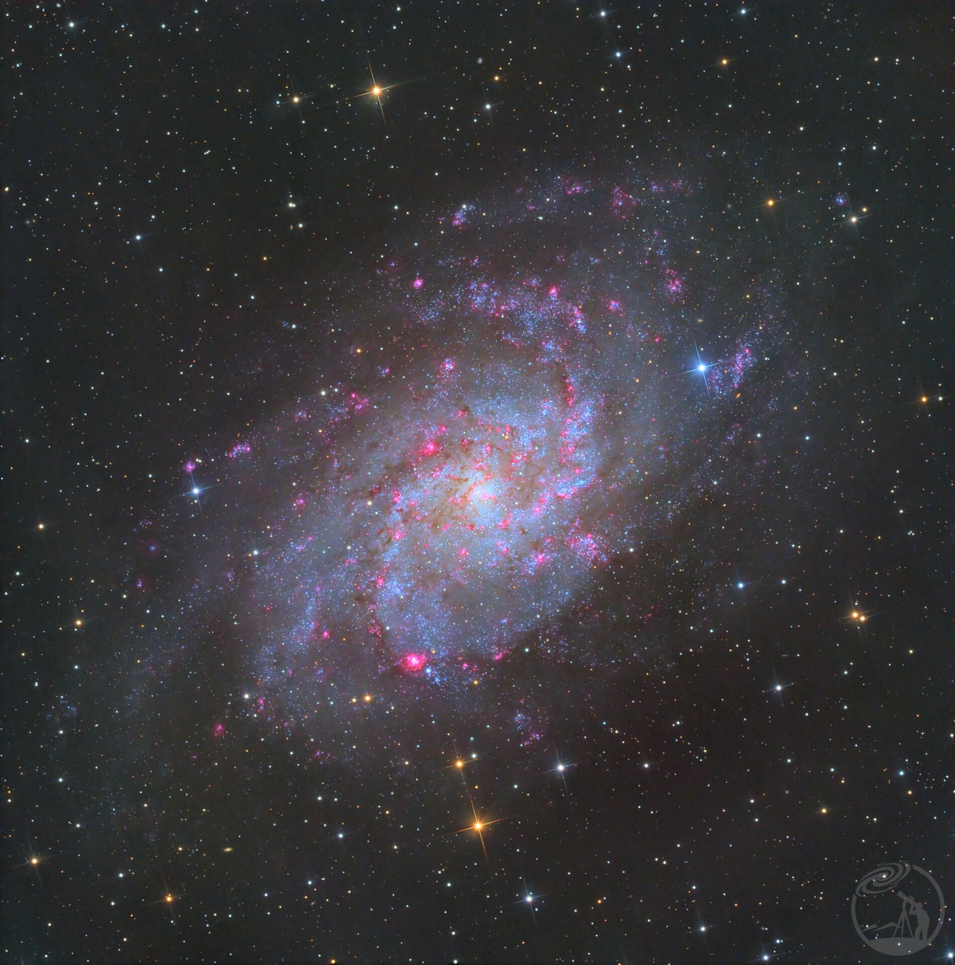 m33
