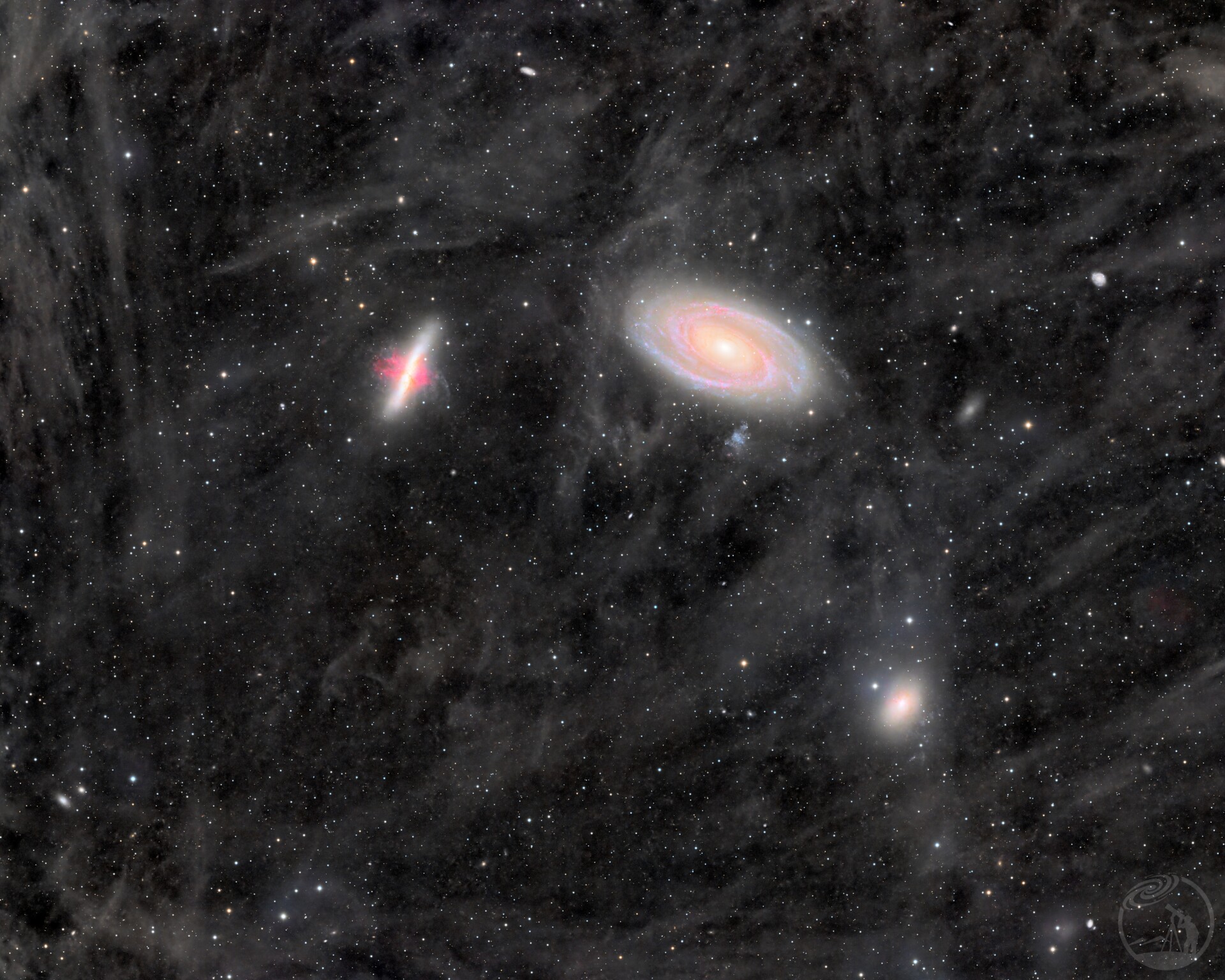 星海拾珍-M81,M82,NGC3077与不知名小车轮星系