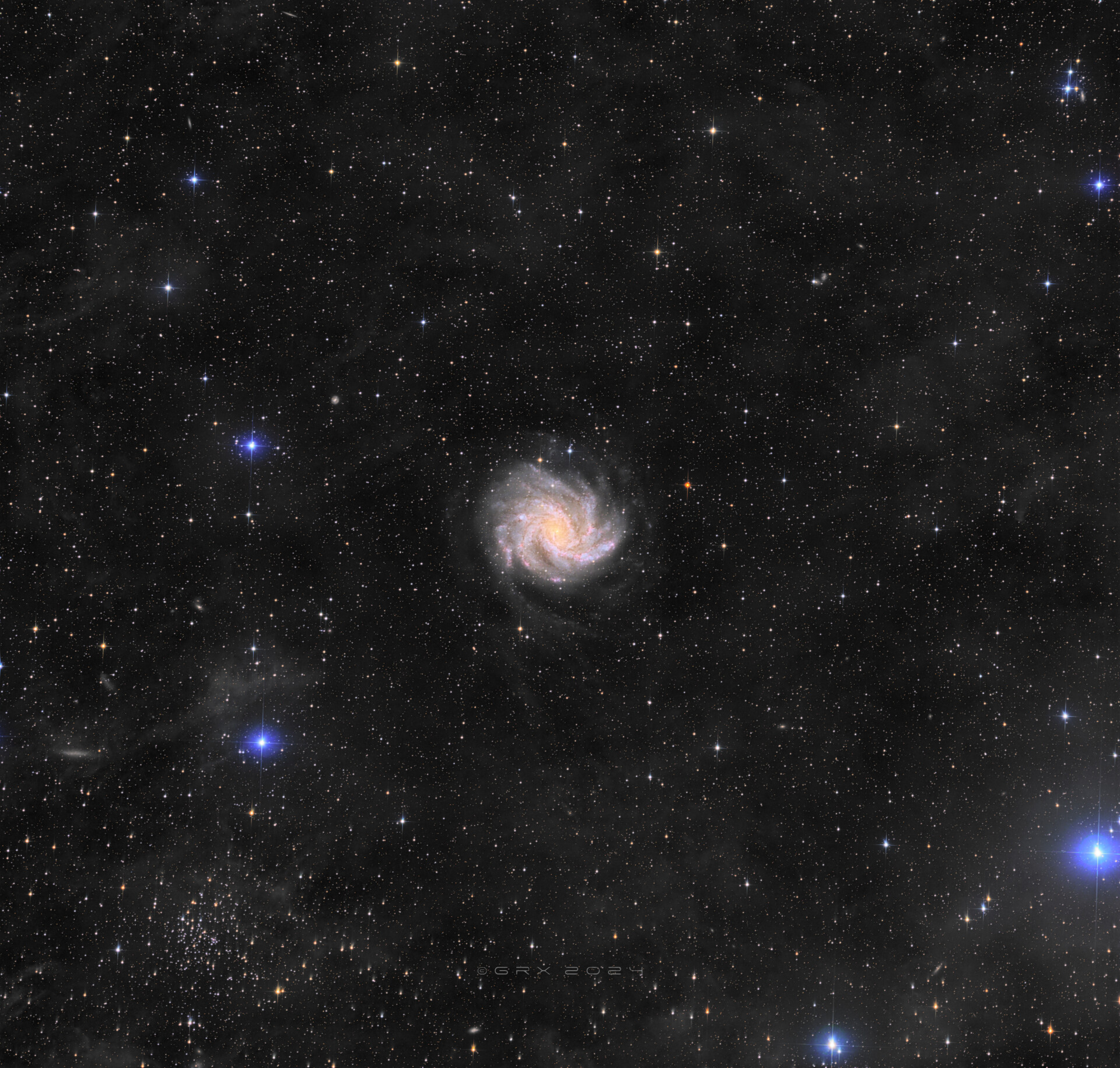 NGC 6946 (烟花星系)