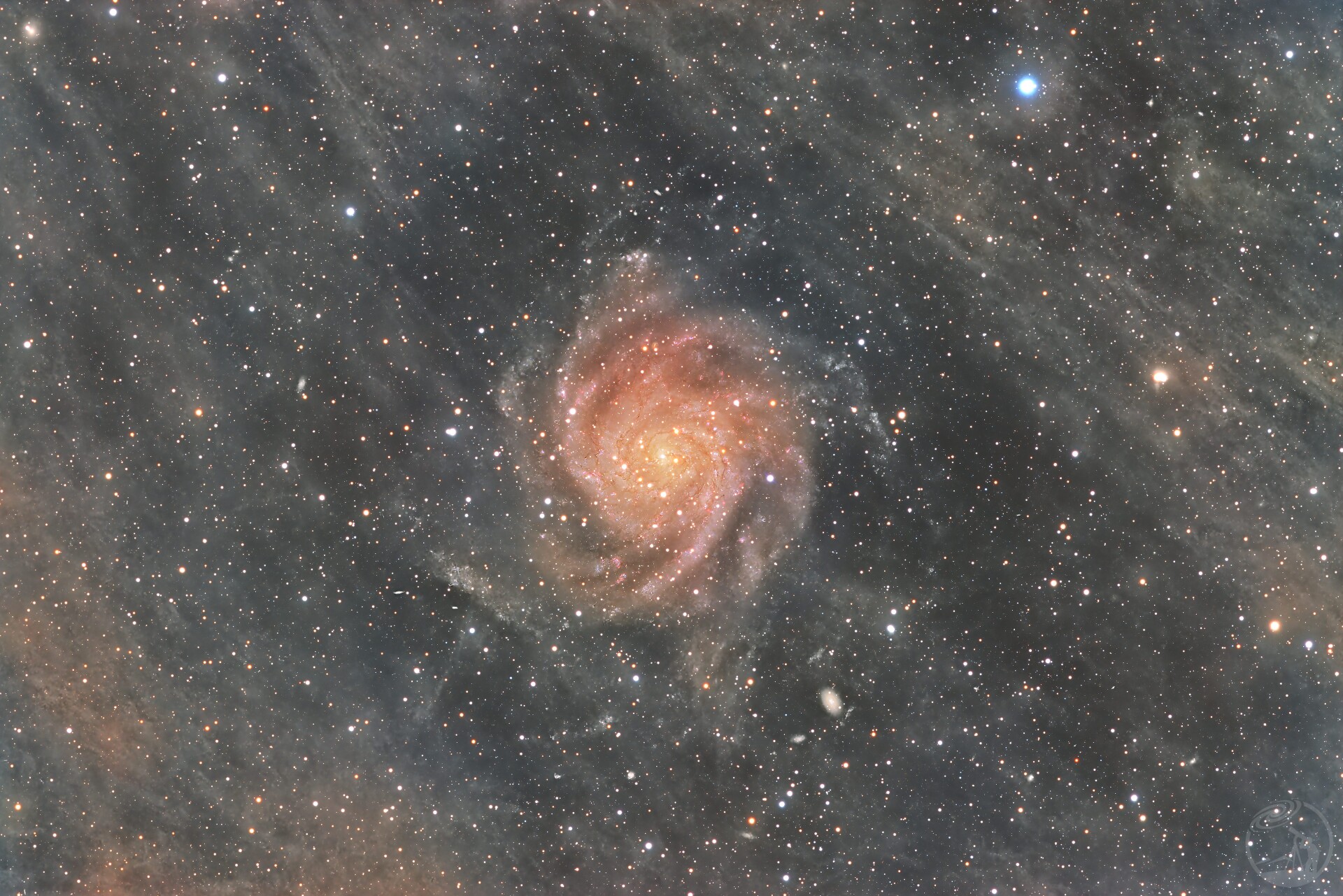 IC342隐藏星系