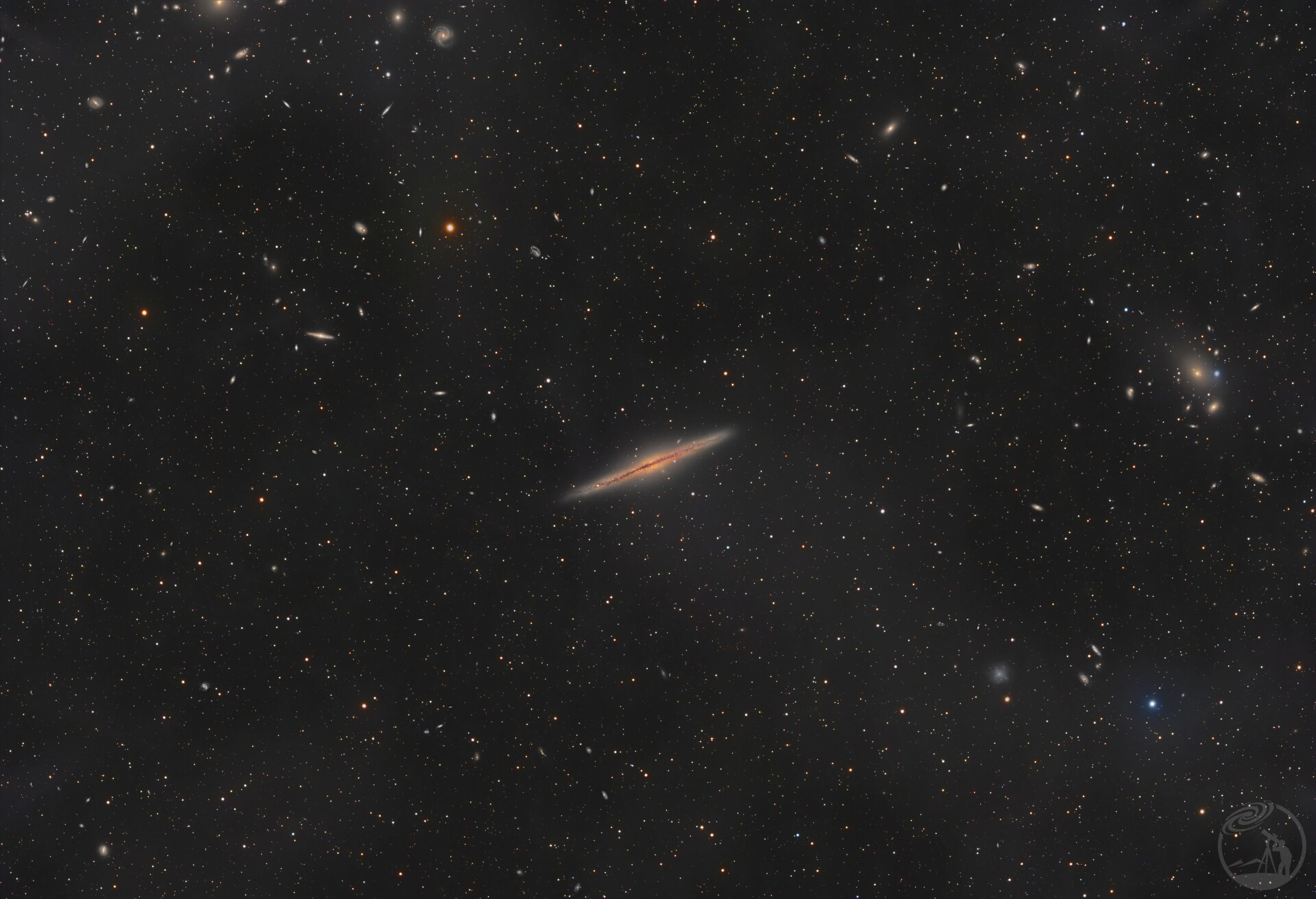 NGC891银裂星系