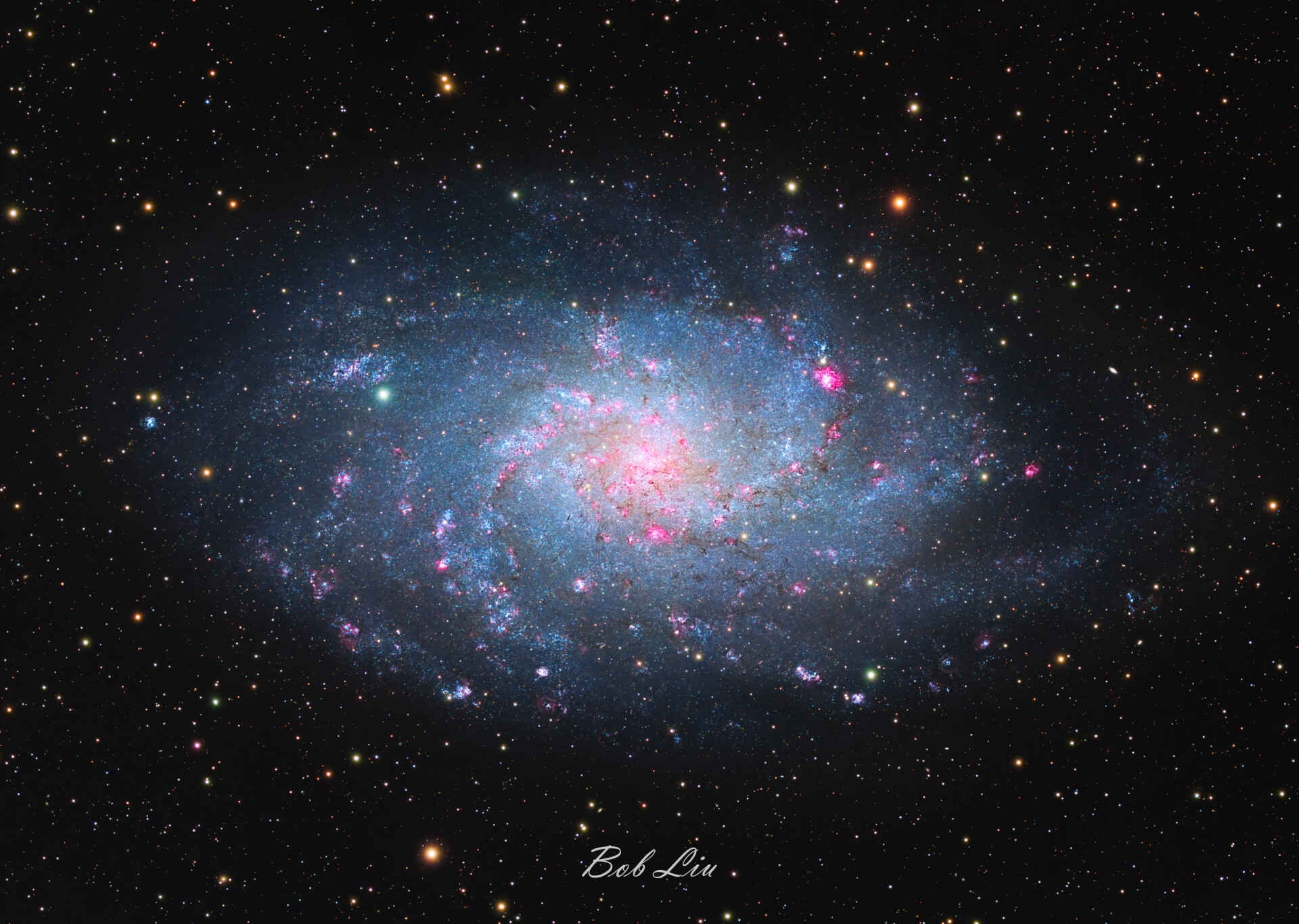 M33三角座星系