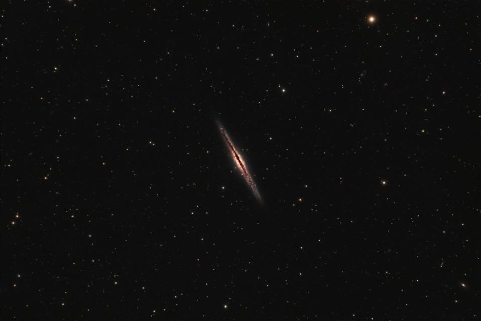 NGC 891 银裂星系