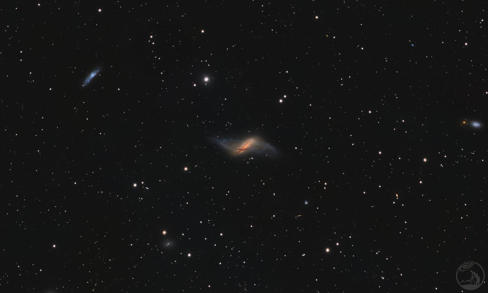 NGC660极环星系