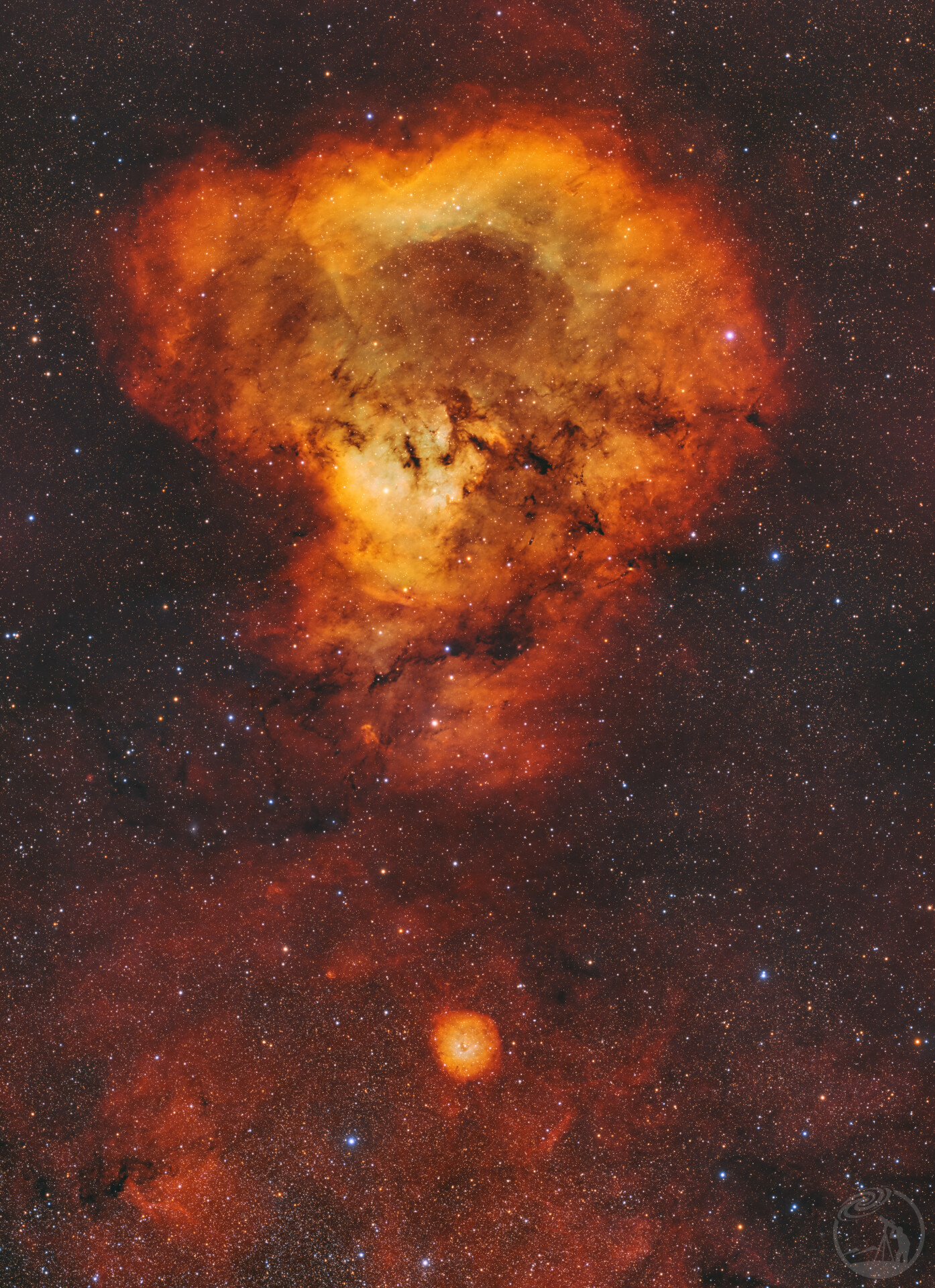 NGC7822宇宙大问号❓