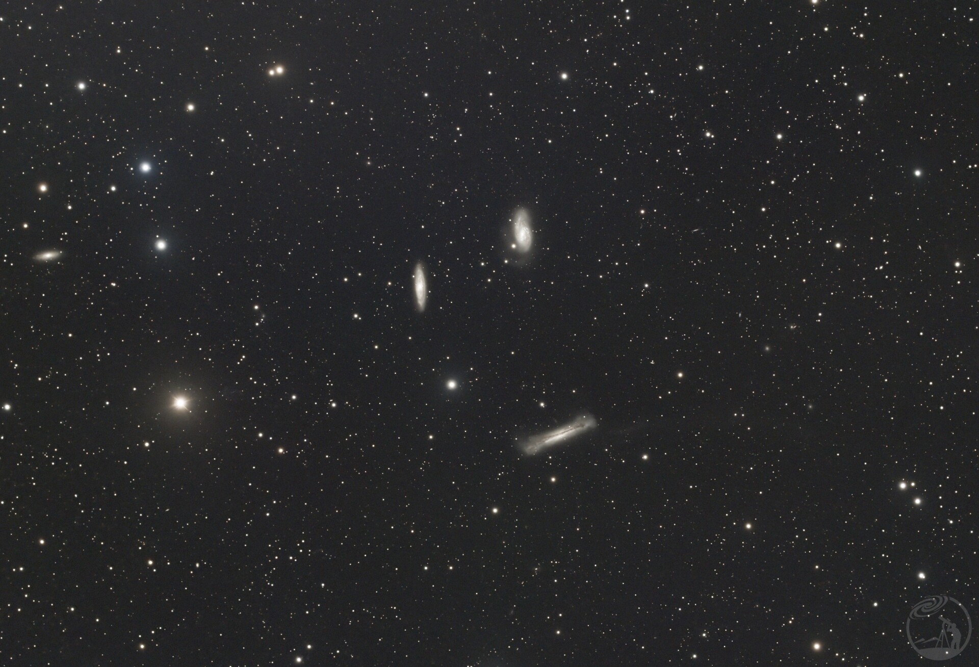 狮子座三重星系