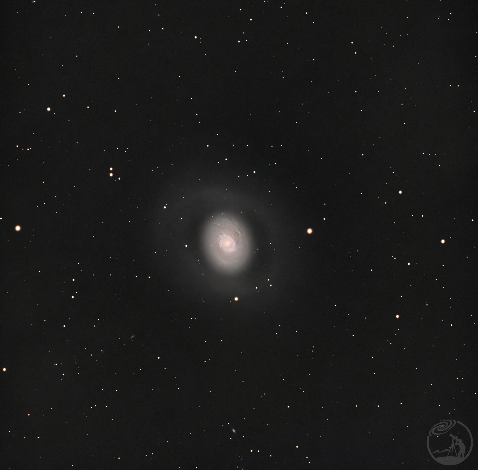 M94鳄鱼眼星系