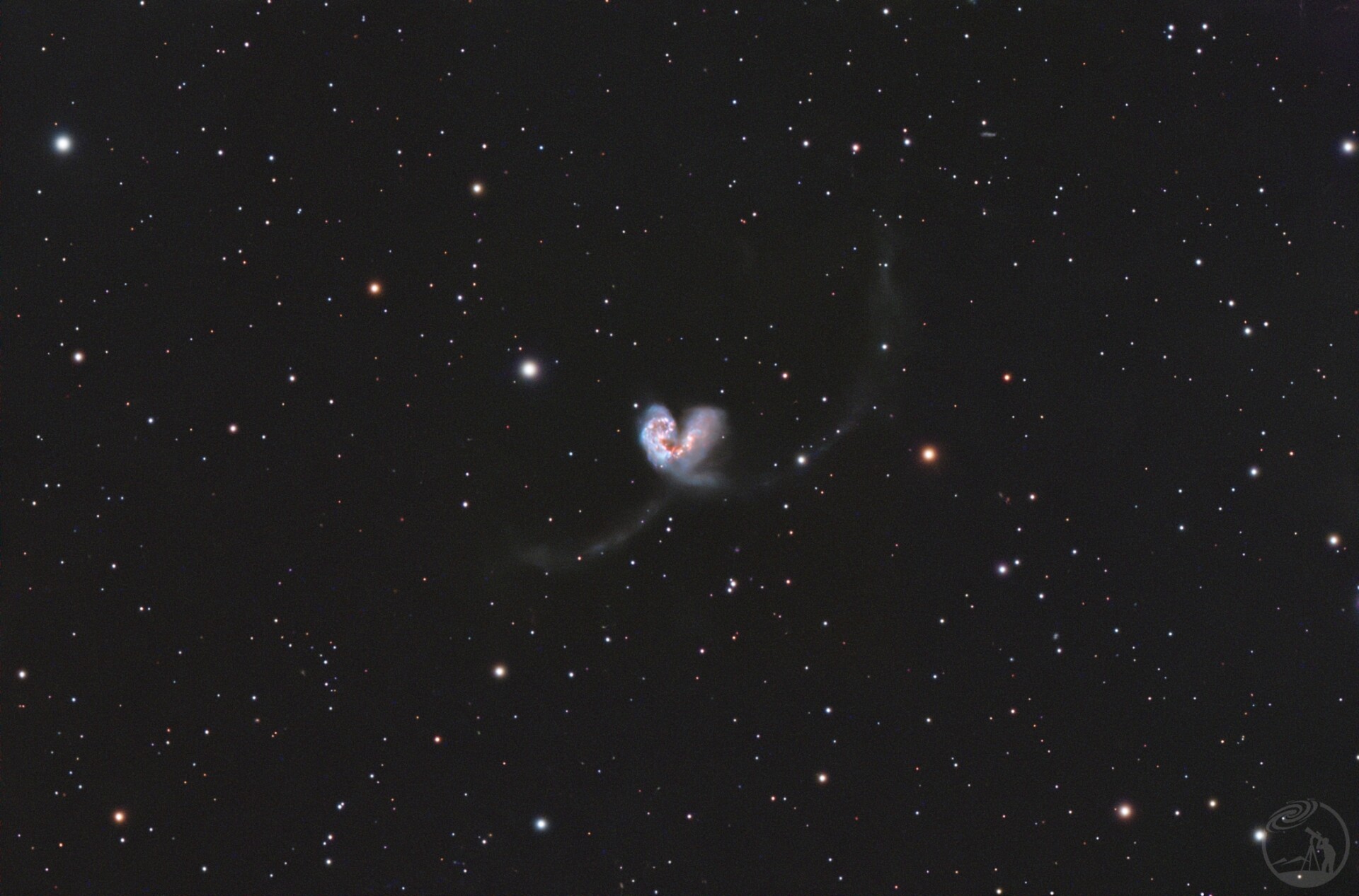 NGC4038/4039触须星系