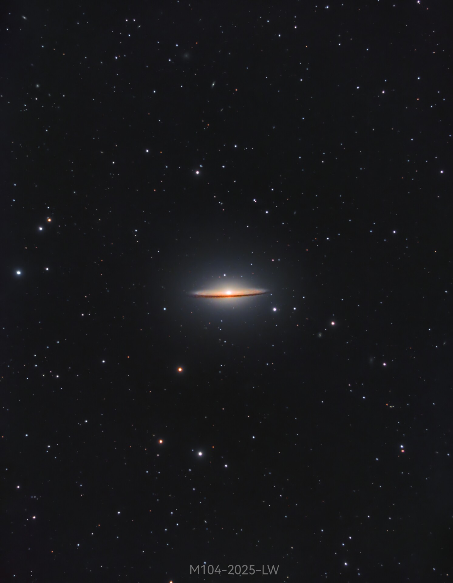 M104草帽星系