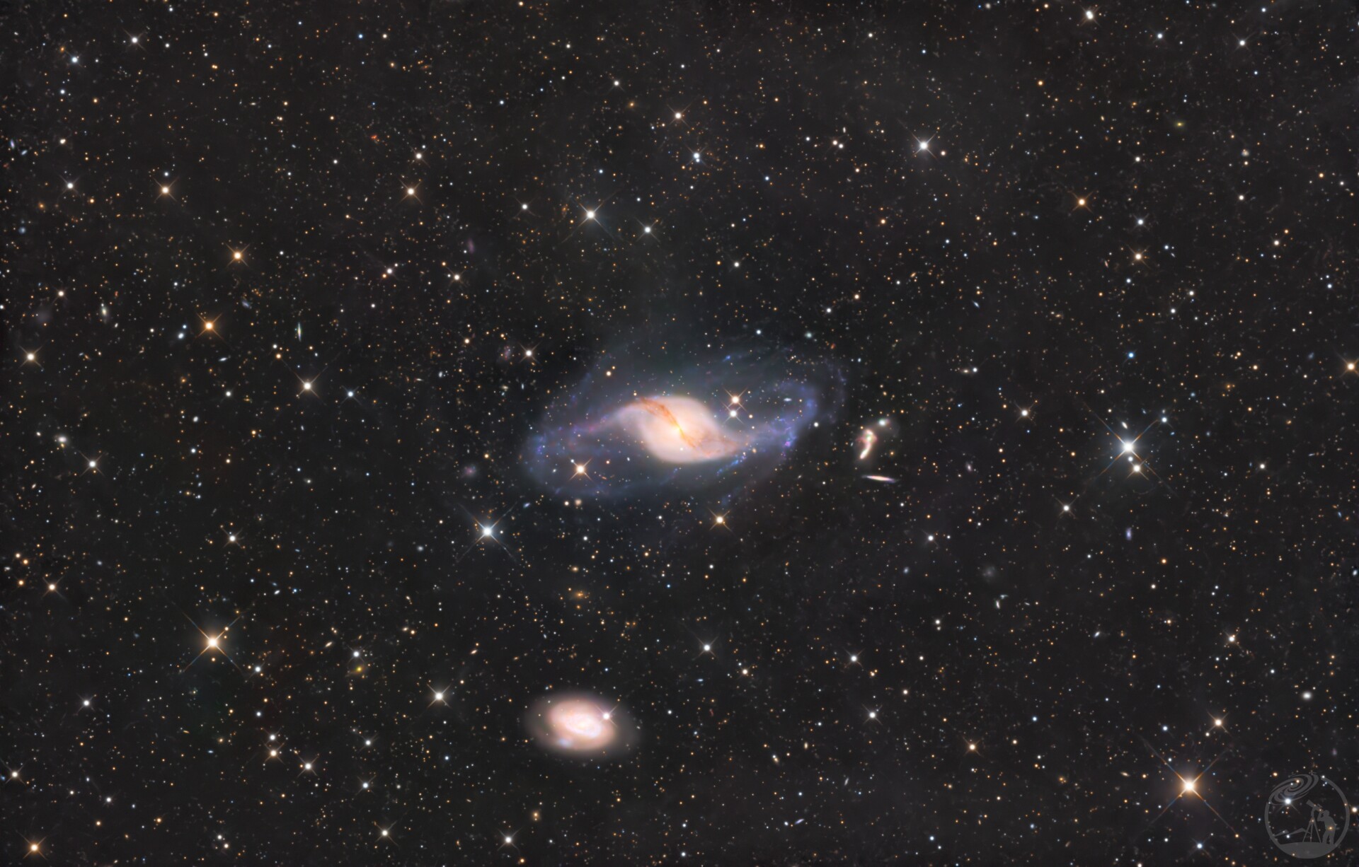 宇宙华尔兹 NGC 3718 扭曲星系