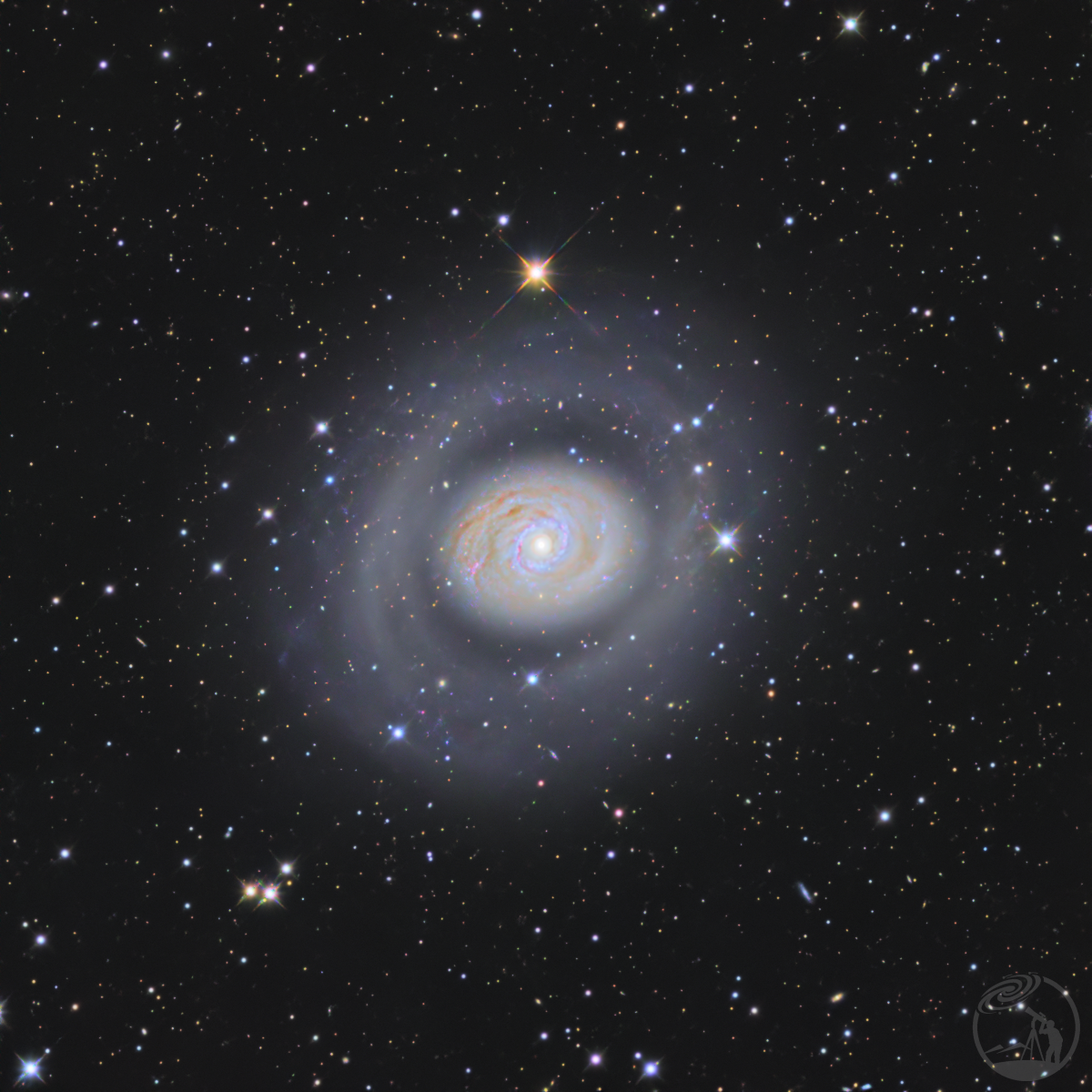 m94鳄鱼眼星系